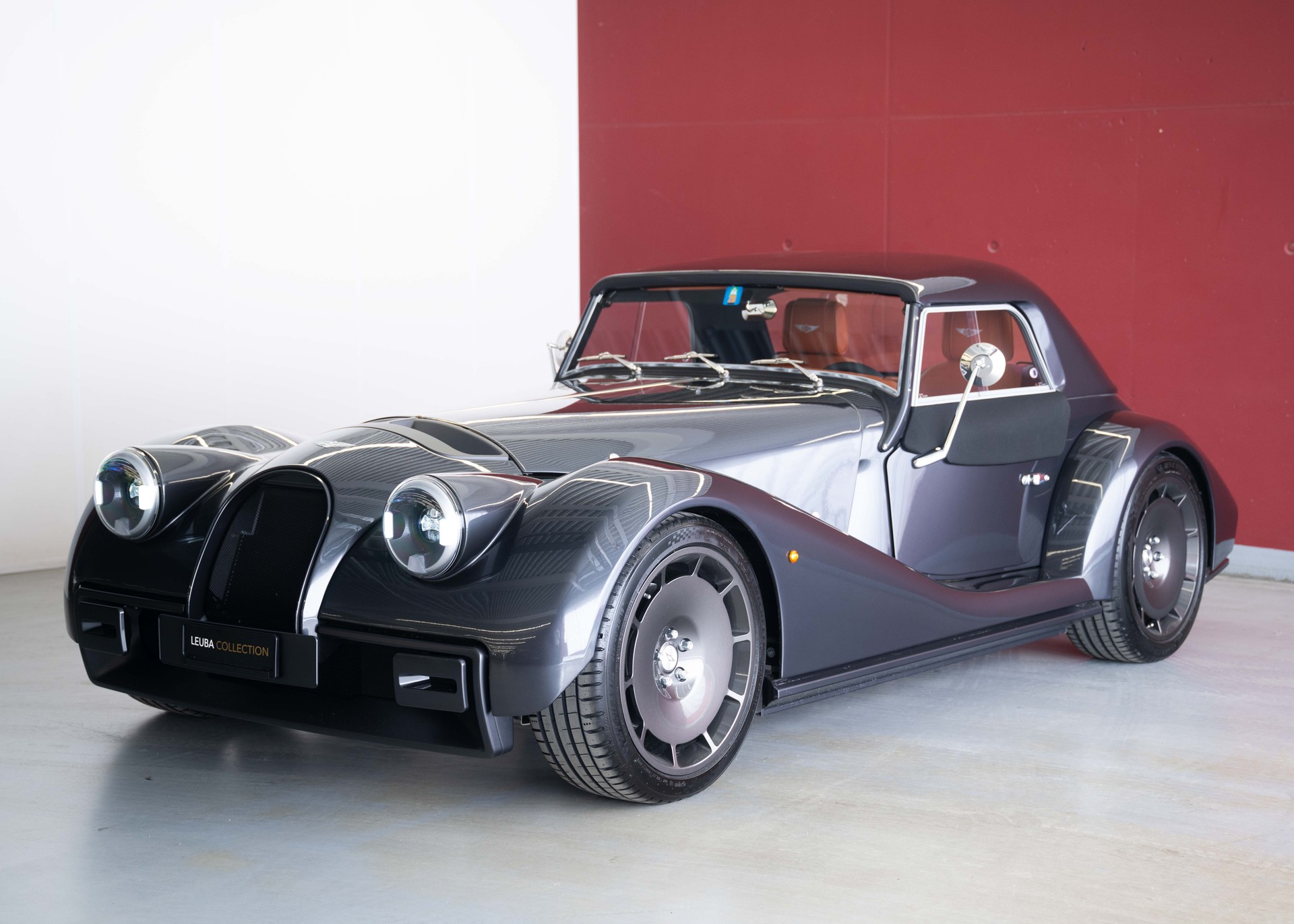 MORGAN Supersport 3.0 Bespoke (Swiss new car, Dark Silver metallic paint, 30-month factory warranty)-image-4