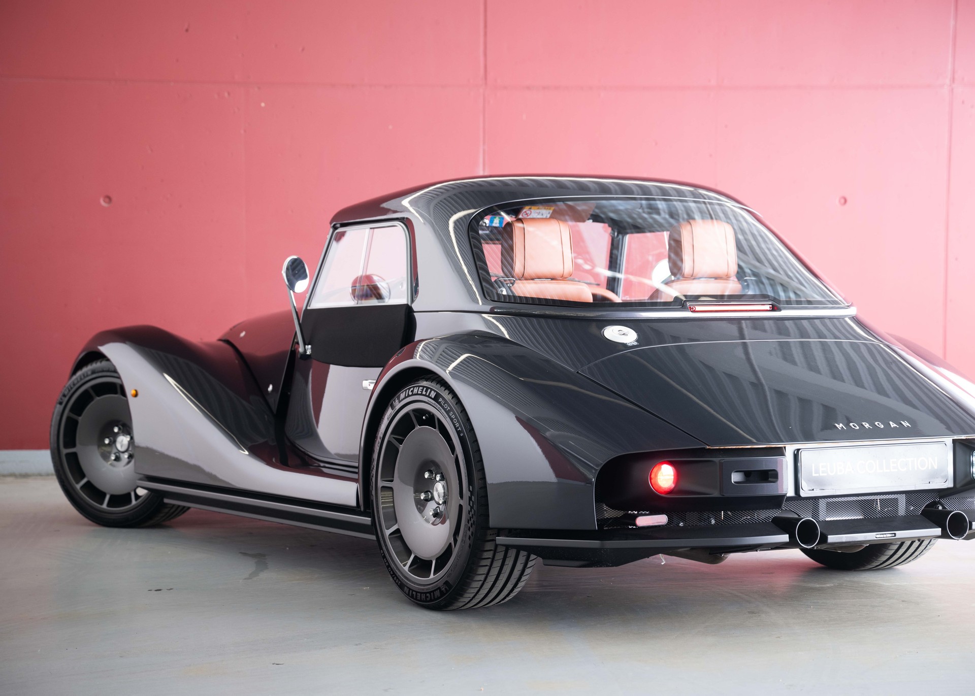 MORGAN Supersport 3.0 Bespoke (Swiss new car, Dark Silver metallic paint, 30-month factory warranty)-image-12