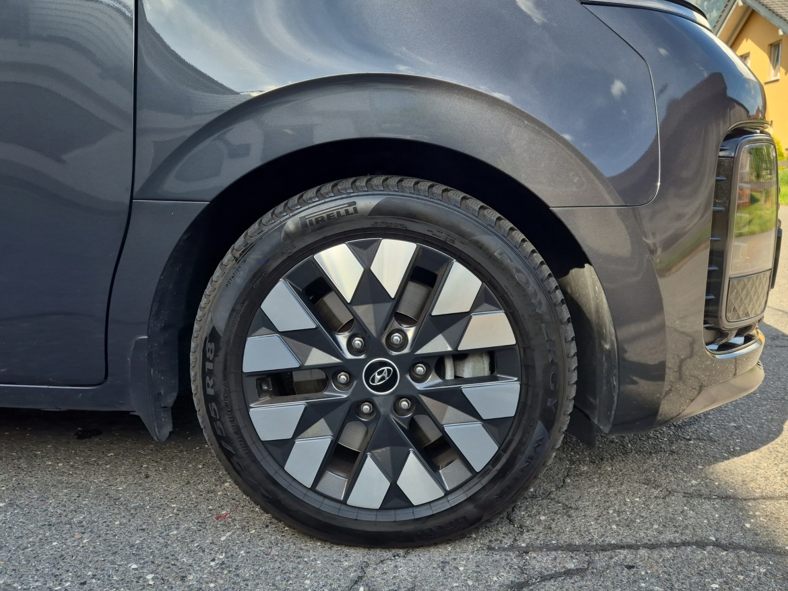 HYUNDAI Staria Premium 2.2 CRDi Vertex 4WD A-image-25