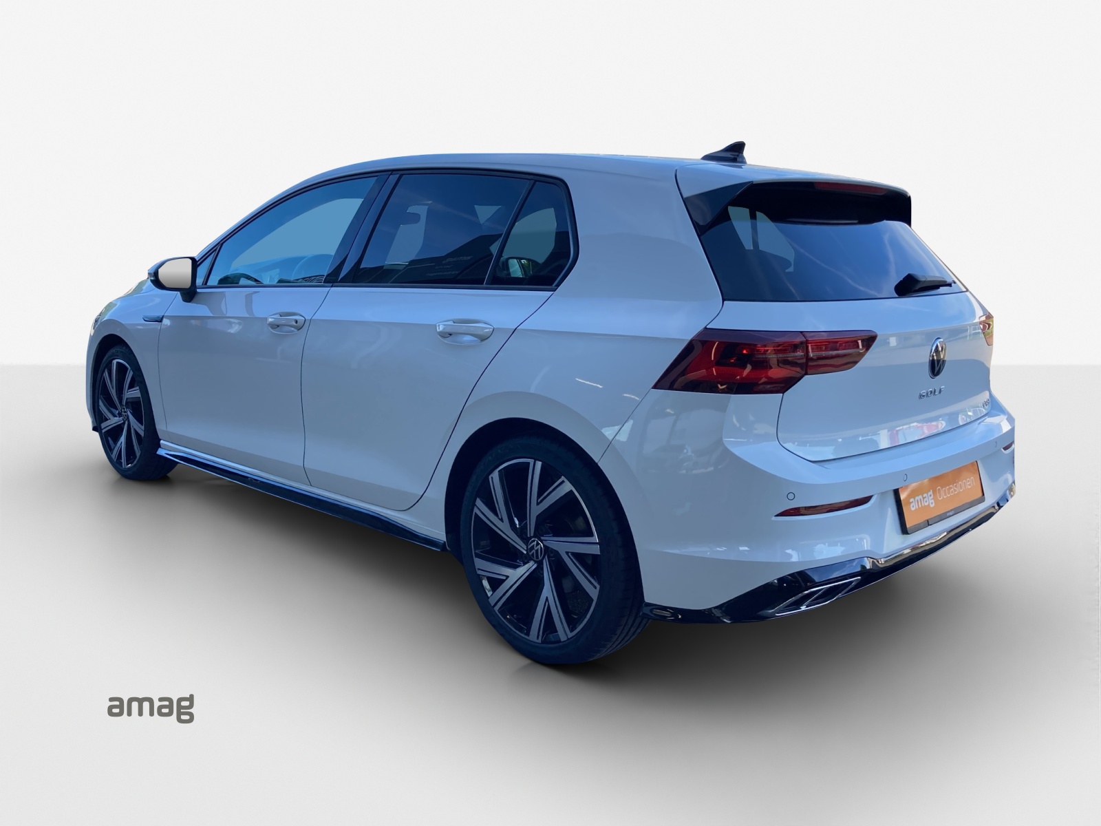 VW Golf 1.5 eTSI mHEV ACT R-Line DSG-showroom-element-2