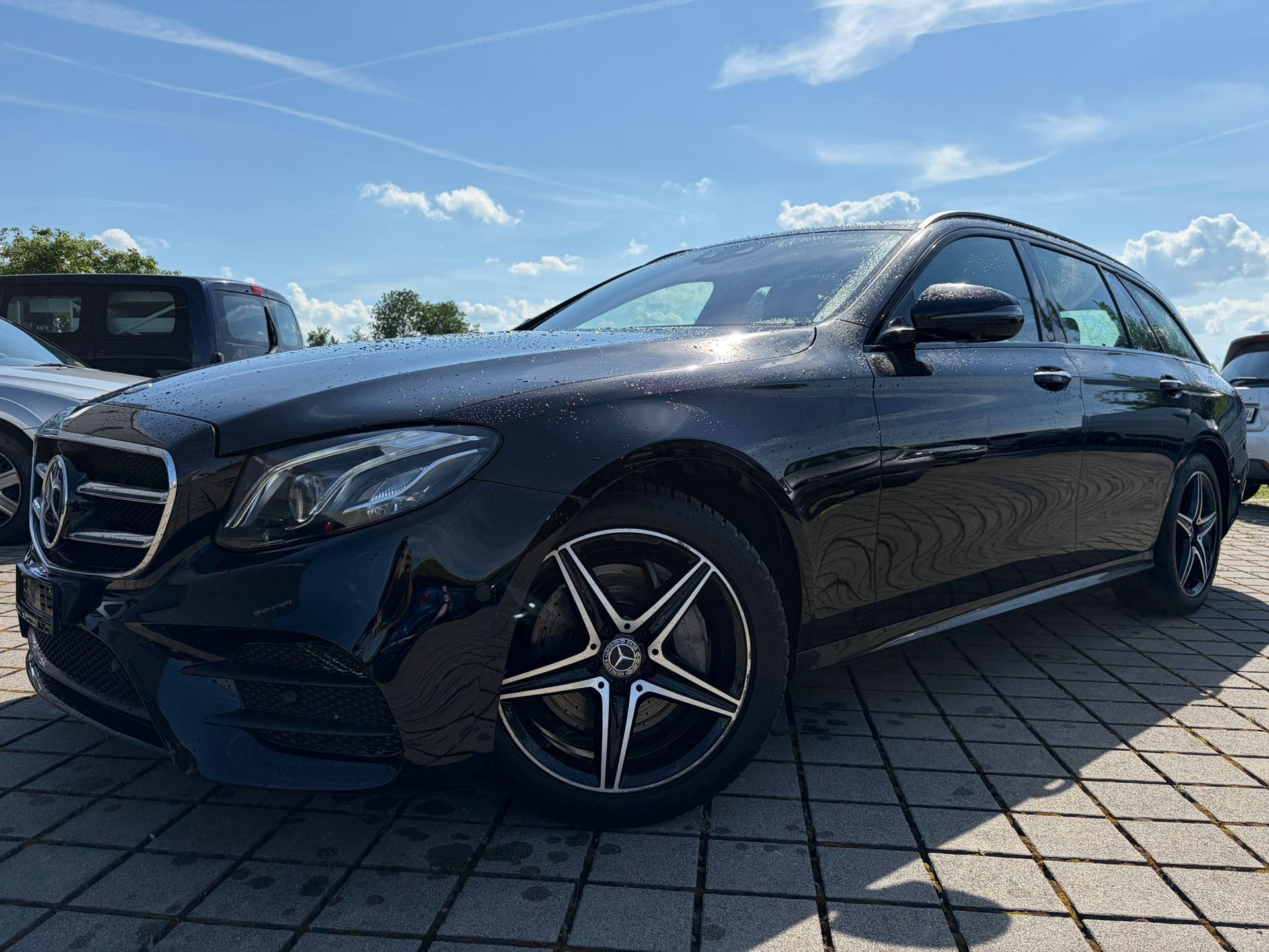 MERCEDES-BENZ E 220 d AMG Line 4Matic 9G-Tronic