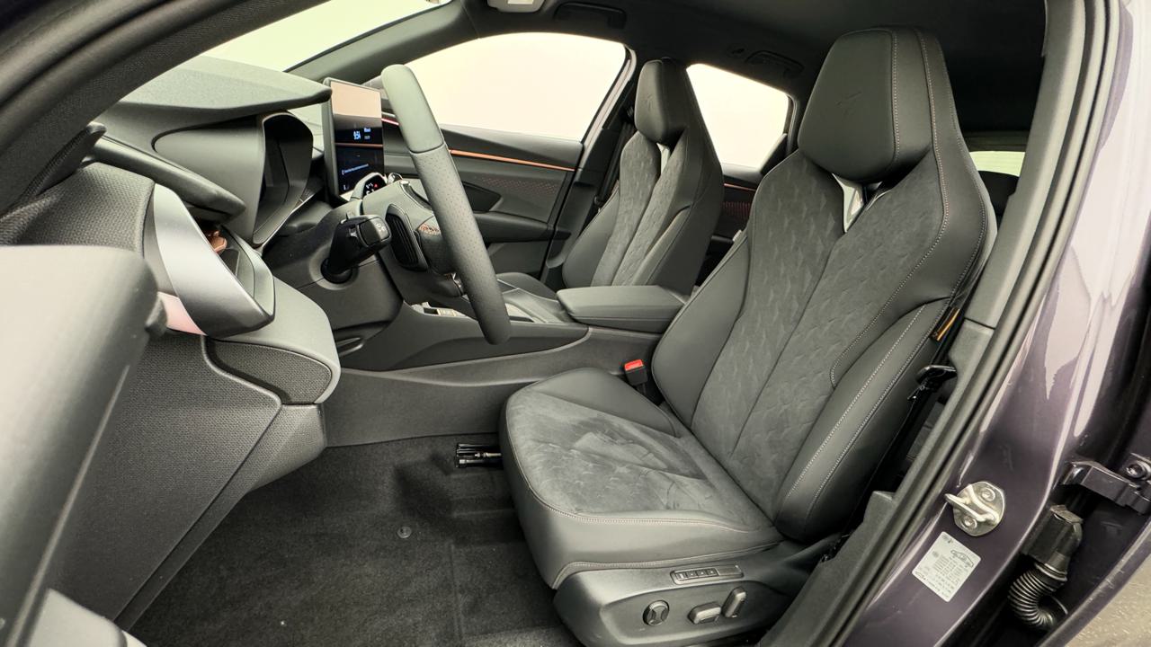 CUPRA Terramar 1.5 eHybrid DSG-image-4