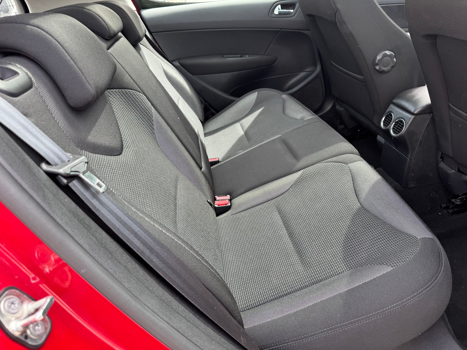 PEUGEOT 308 1.6 16V T Sport Pack Automatic-image-14