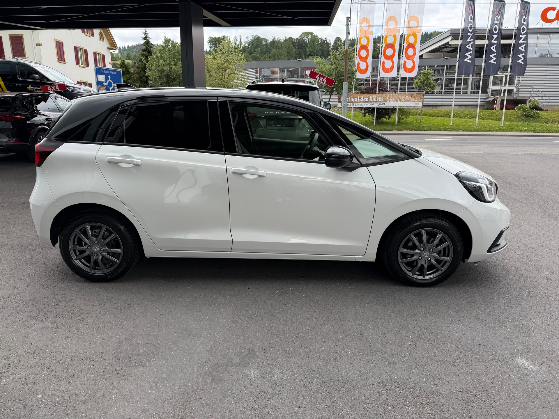 HONDA Jazz 1.5i-MMD Elegance E-CVT-image-5