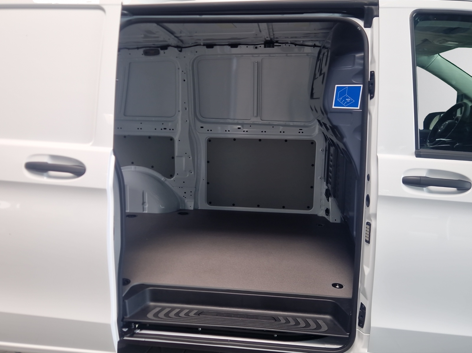 MERCEDES-BENZ Vito 110 CDI Lang Pro-image-12
