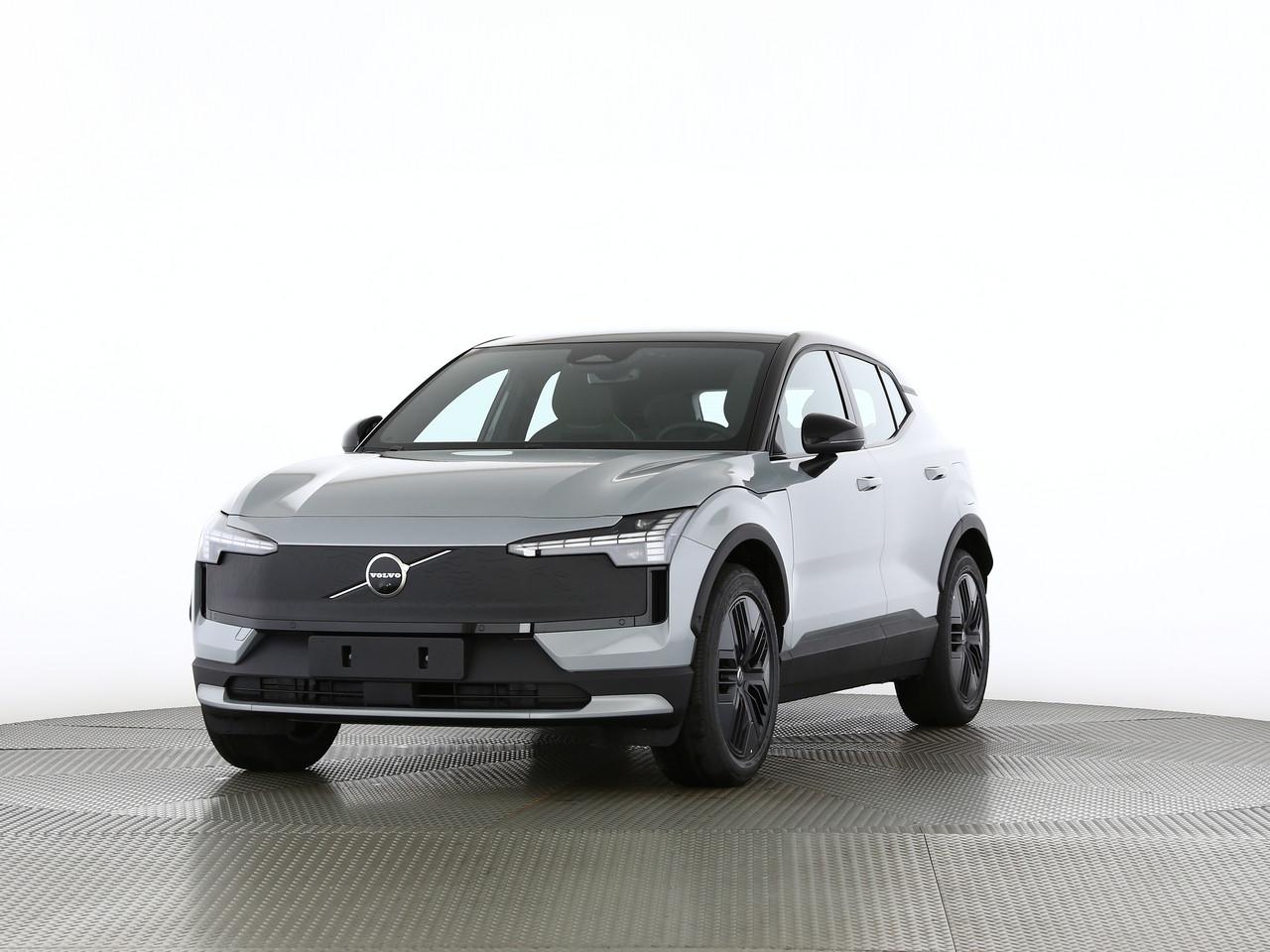 VOLVO EX30 CC P8 Ultra AWD