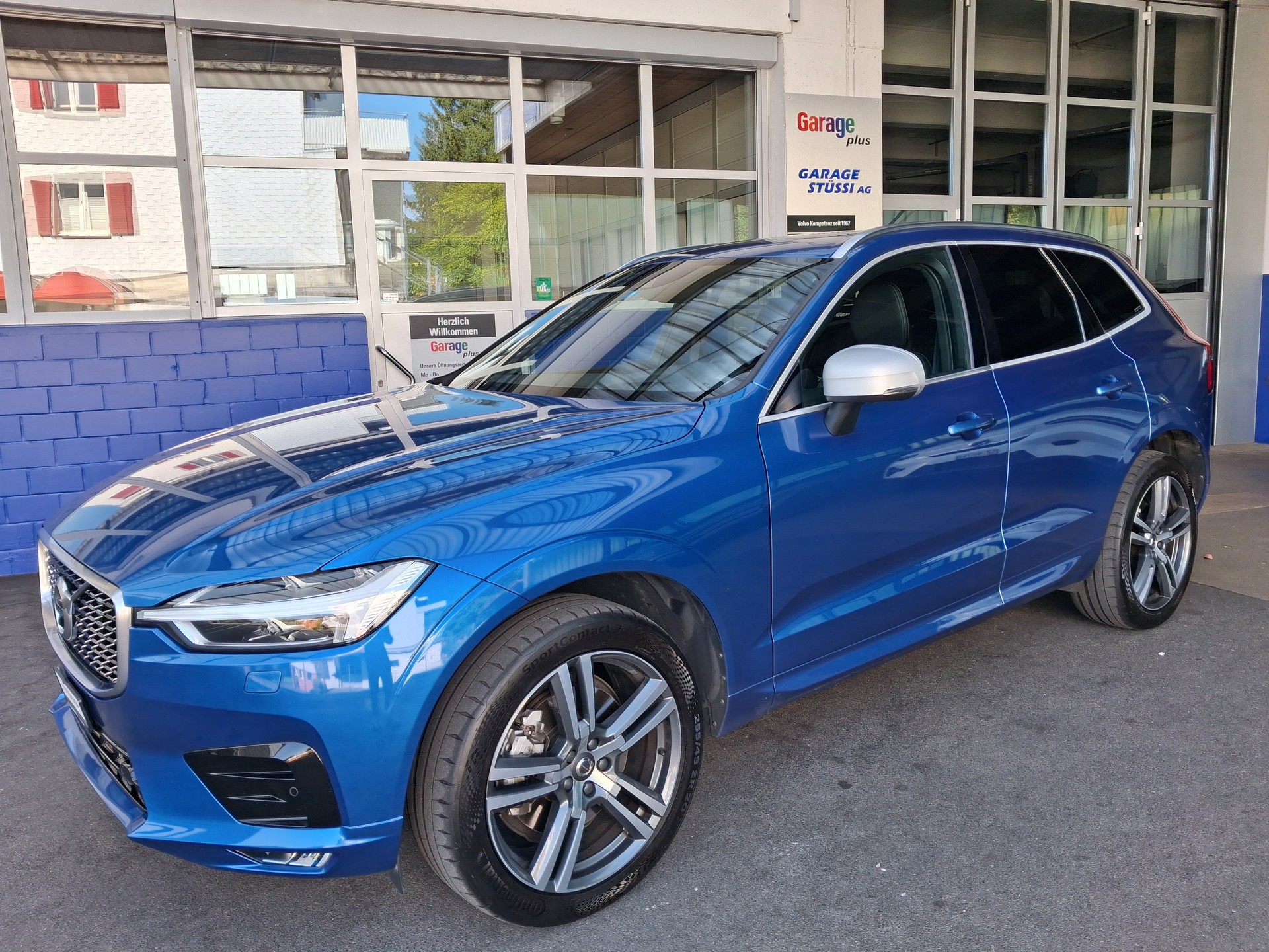VOLVO XC60 T5 AWD R-Design
