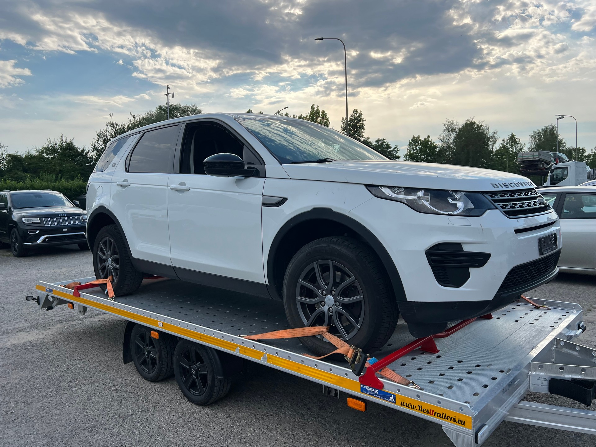 LAND ROVER Discovery Sport 2.0 TD4 Pure AT9