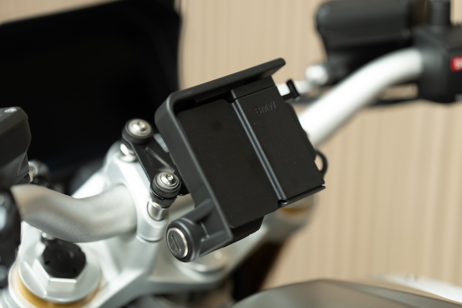 BMW R 1250 R ABS-image-2