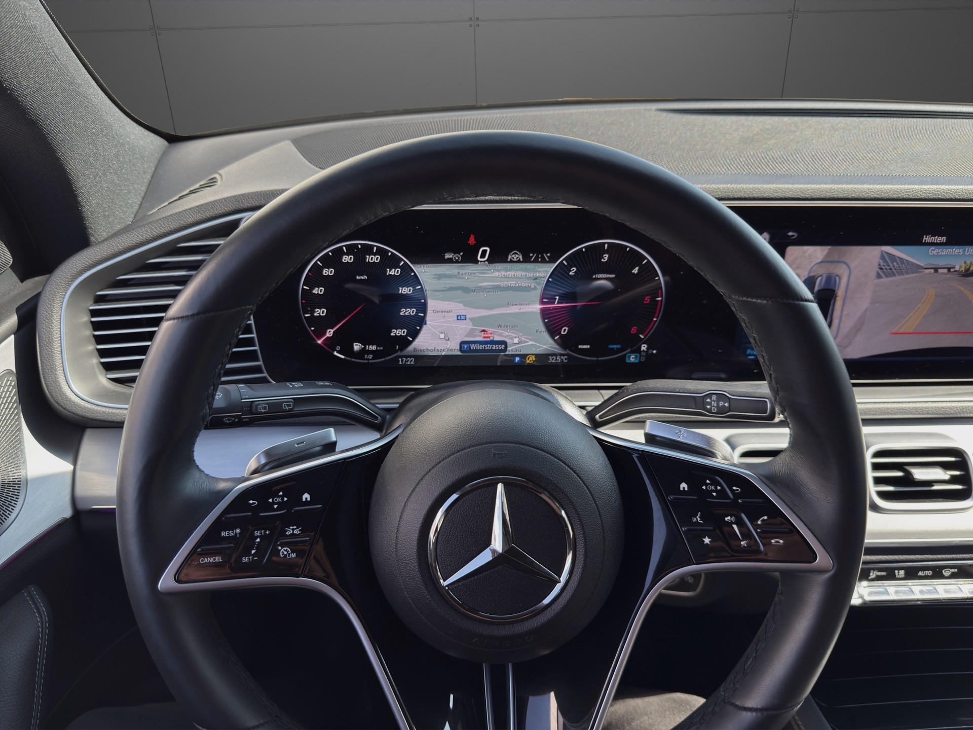 MERCEDES-BENZ GLE 300 d 4Matic 9G-Tronic-image-12