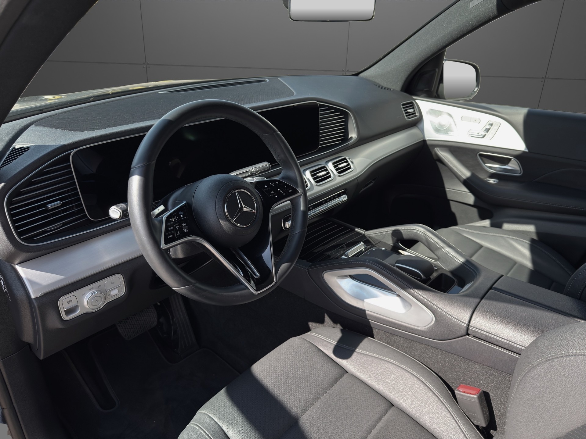 MERCEDES-BENZ GLE 300 d 4Matic 9G-Tronic-image-7