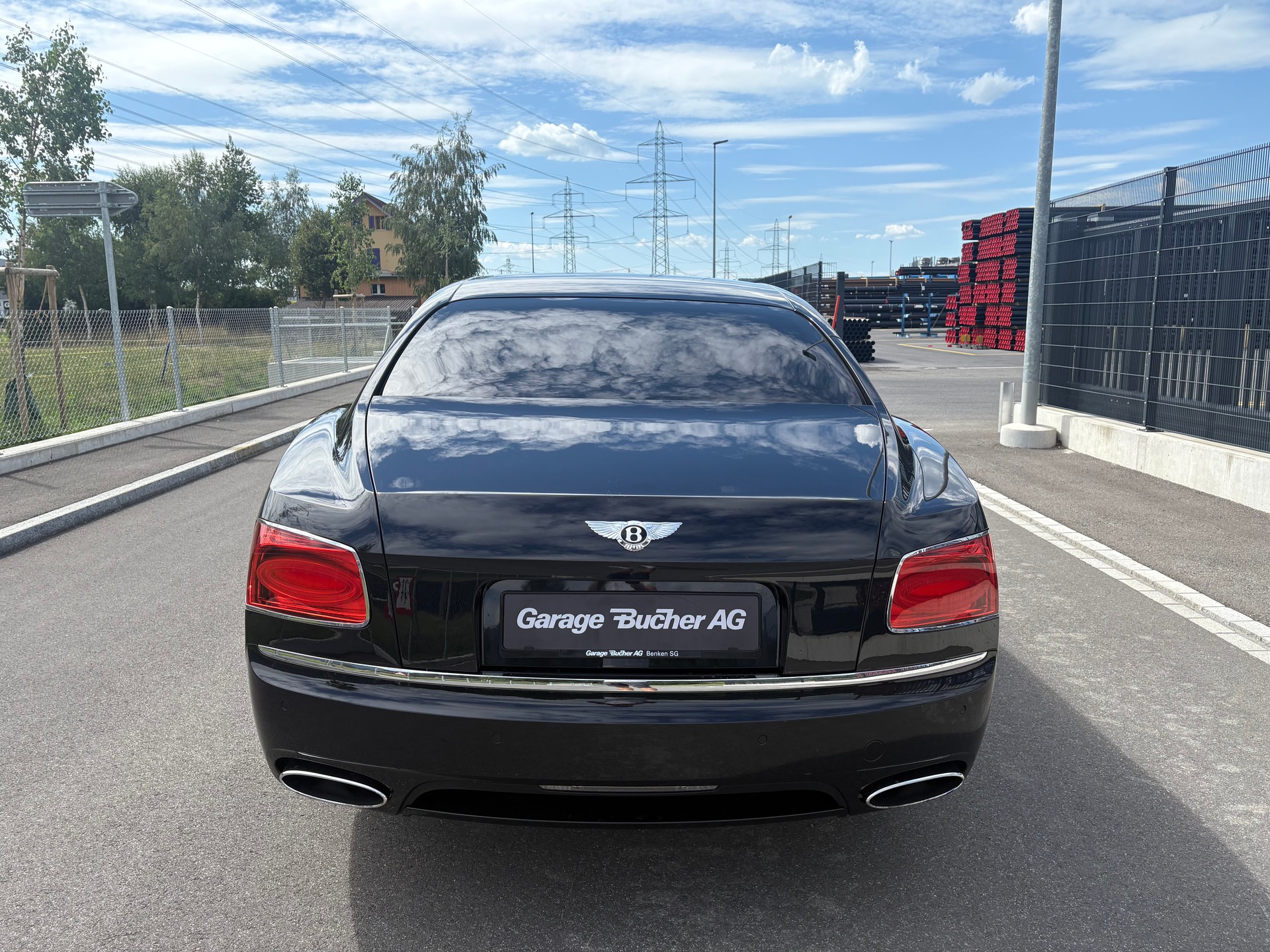 BENTLEY Flying Spur 6.0-showroom-element-3