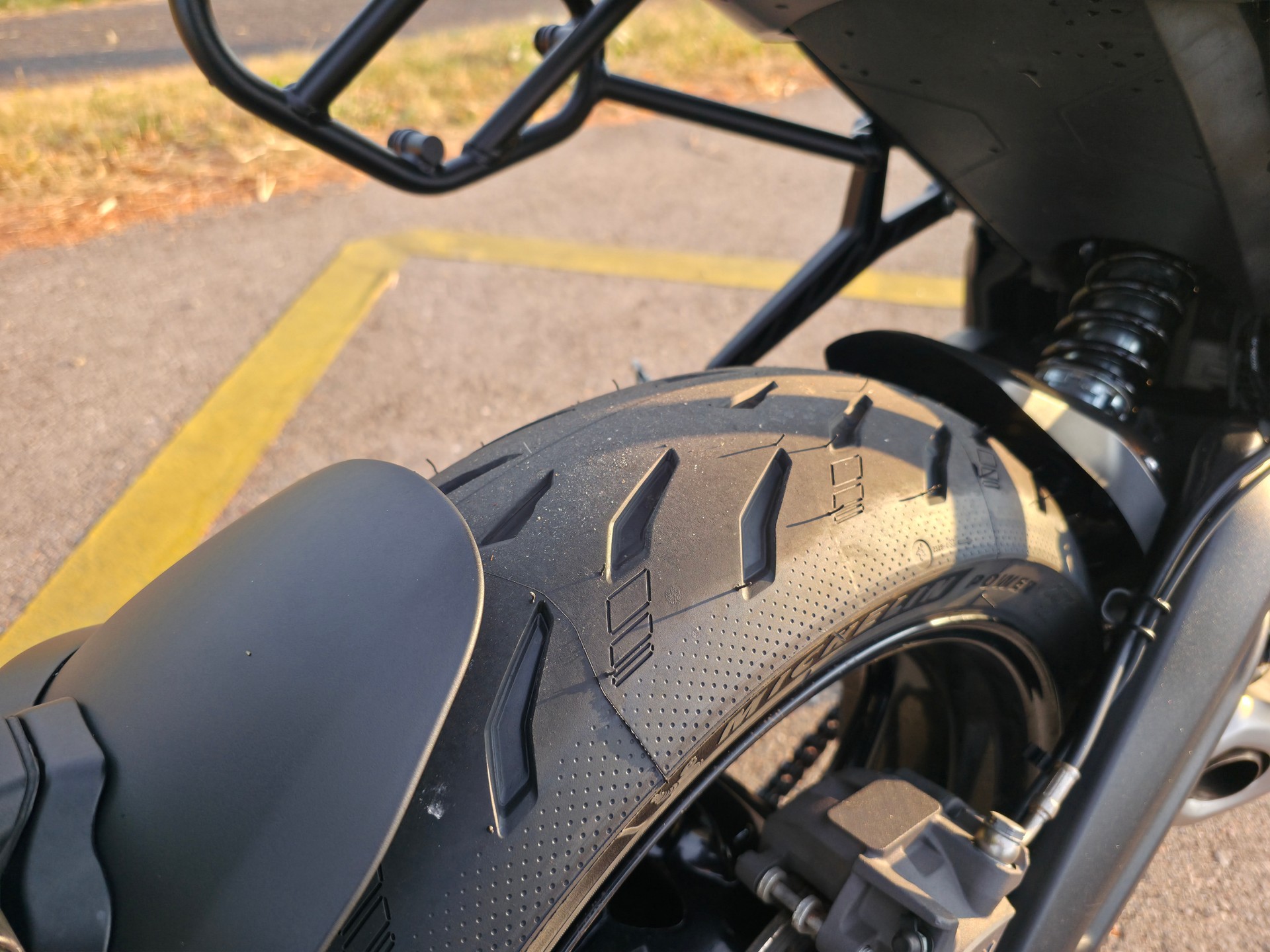 TRIUMPH Trident 660-image-6