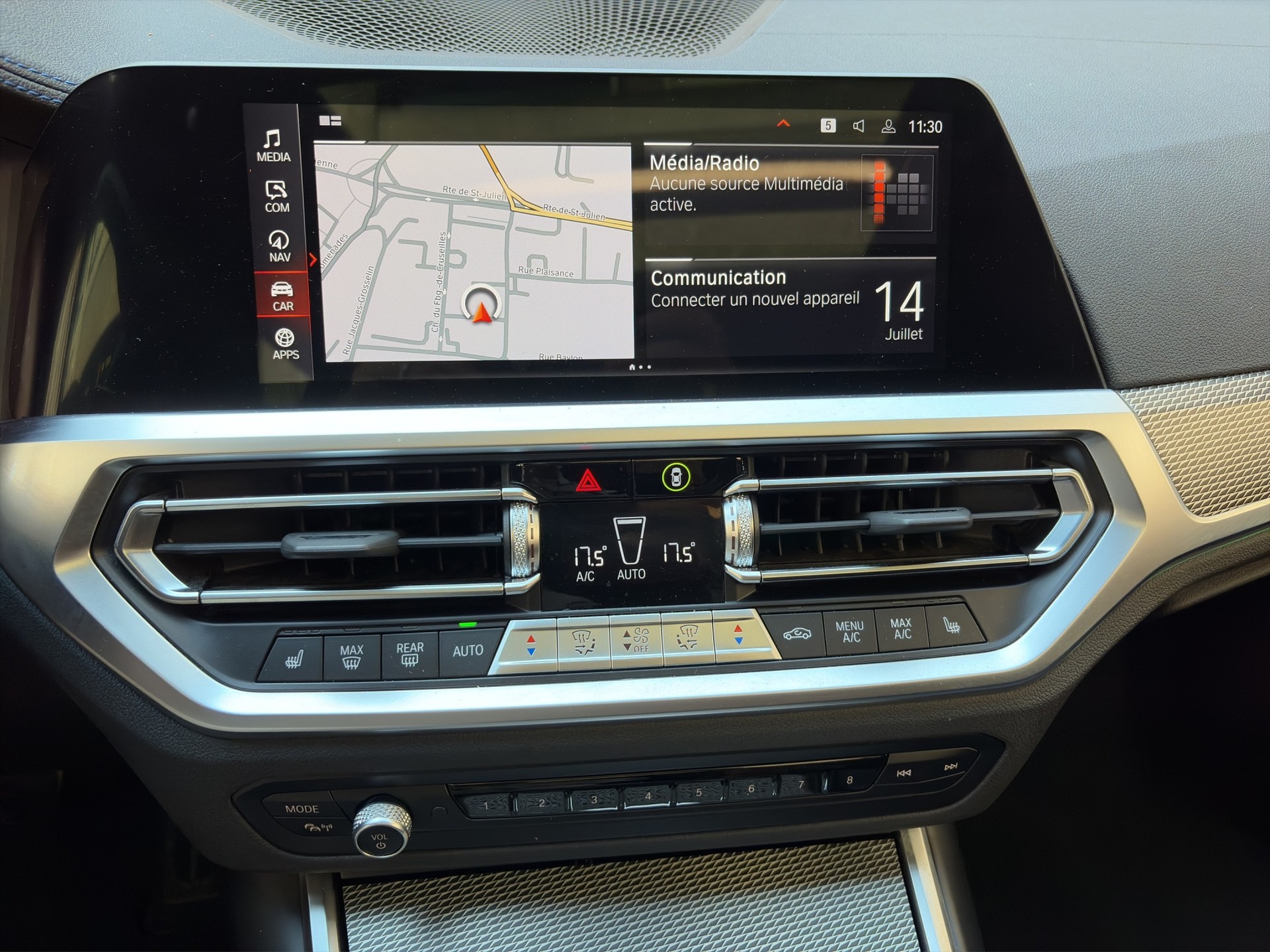 BMW 330d xDrive 48V Touring M Sport Steptronic-image-24