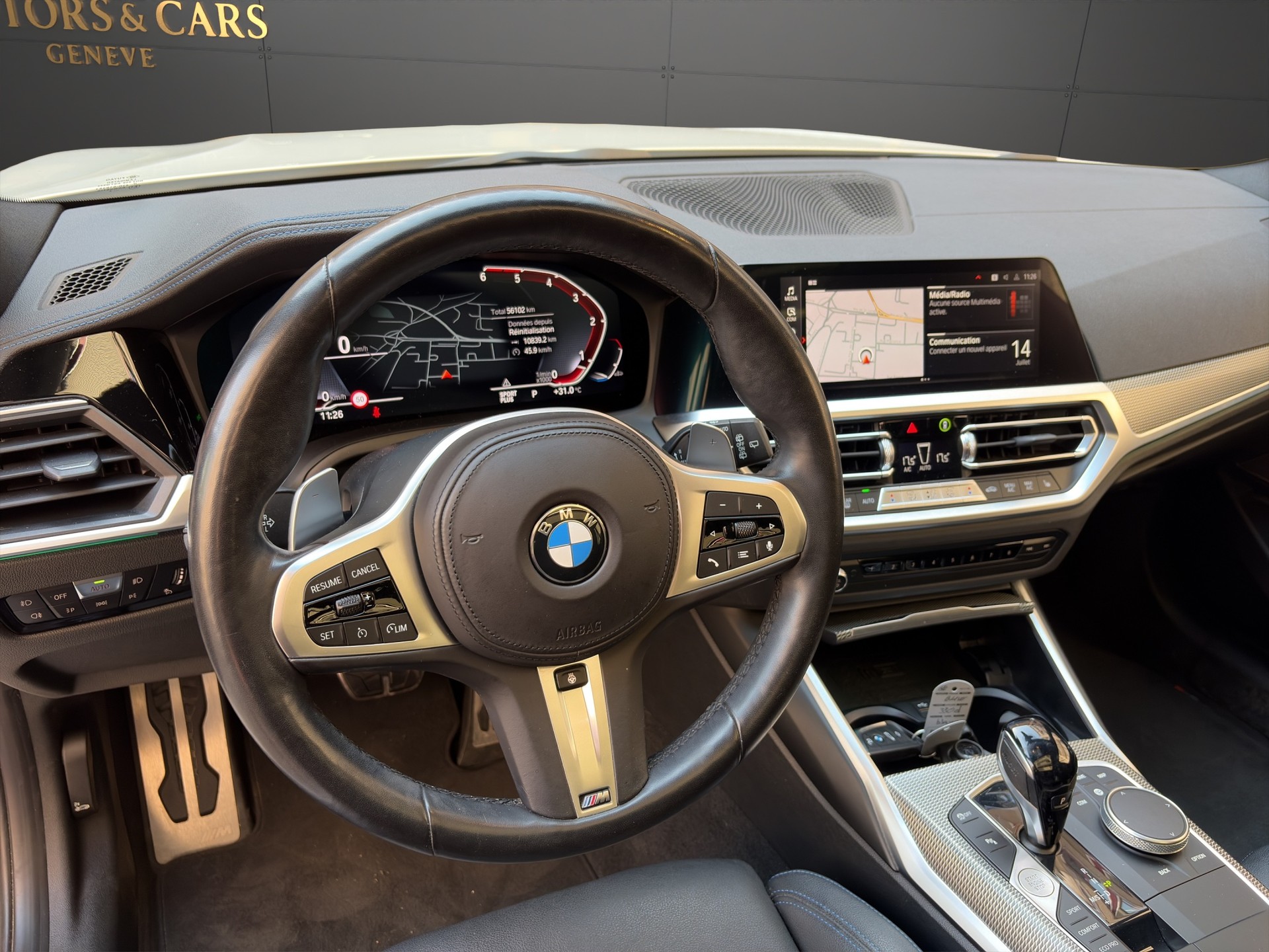BMW 330d xDrive 48V Touring M Sport Steptronic-image-12