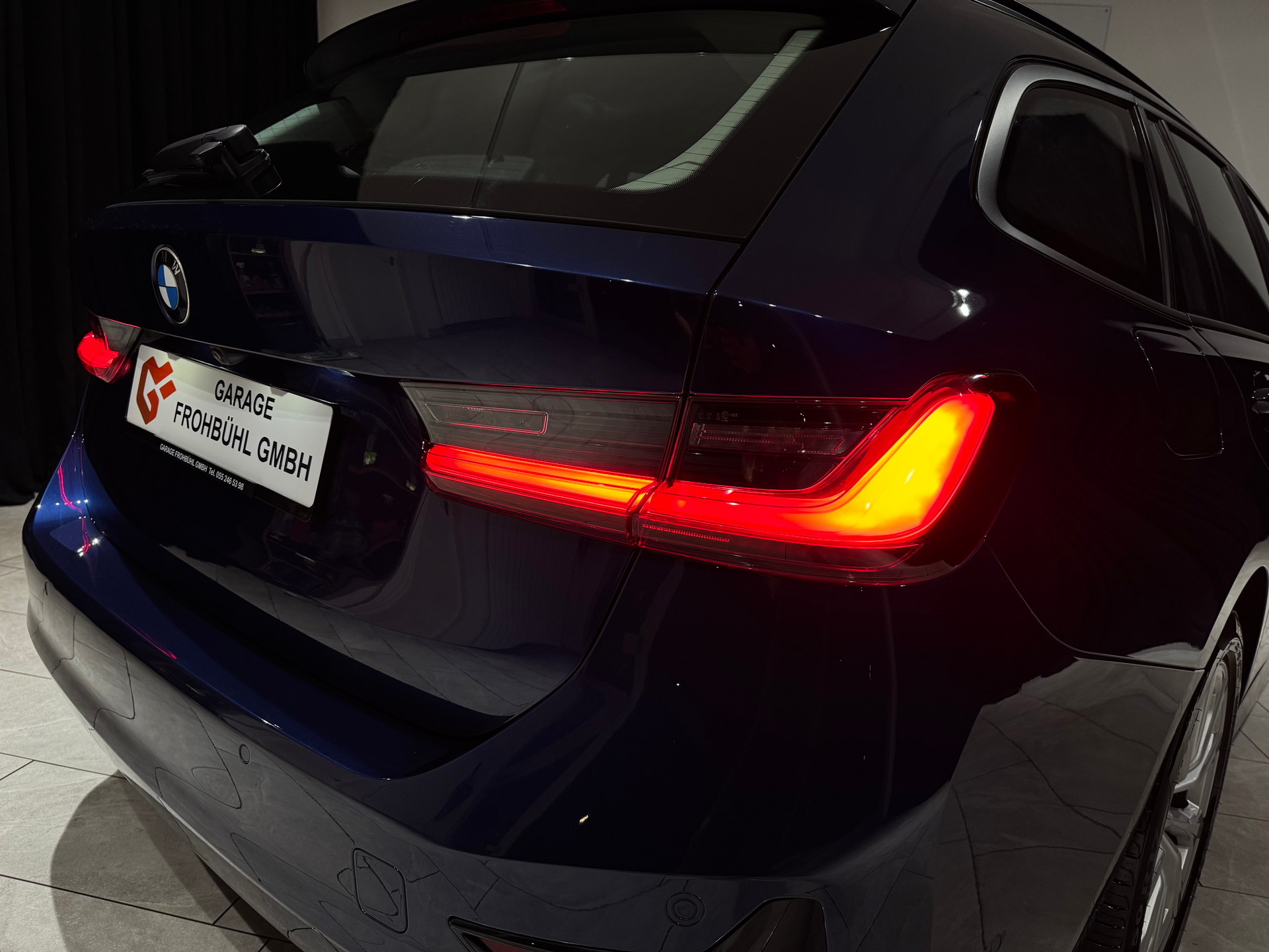 BMW 320d xDrive Touring Steptronic | 1.Hand | CH |-image-19