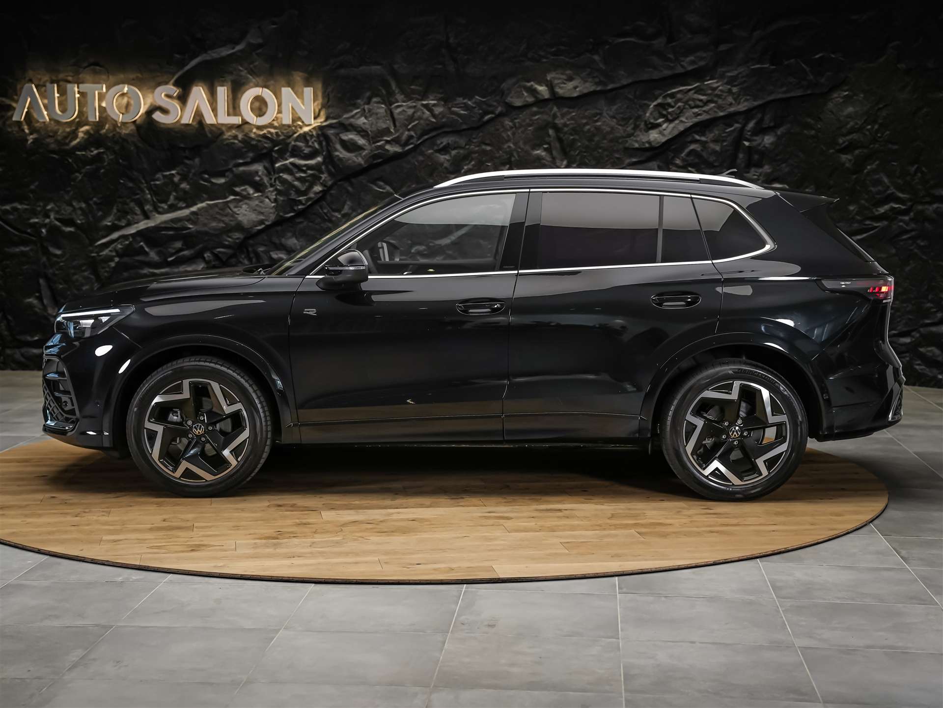 VW Tiguan 1.5 TSI evo2 mHEV R-Line DSG *Abstandsregler*Massage*Lenkradheizung*-showroom-element-1