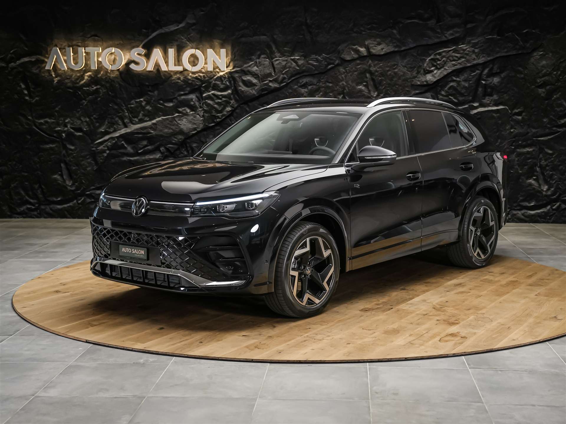 VW Tiguan 1.5 TSI evo2 mHEV R-Line DSG *Abstandsregler*Massage*Lenkradheizung*