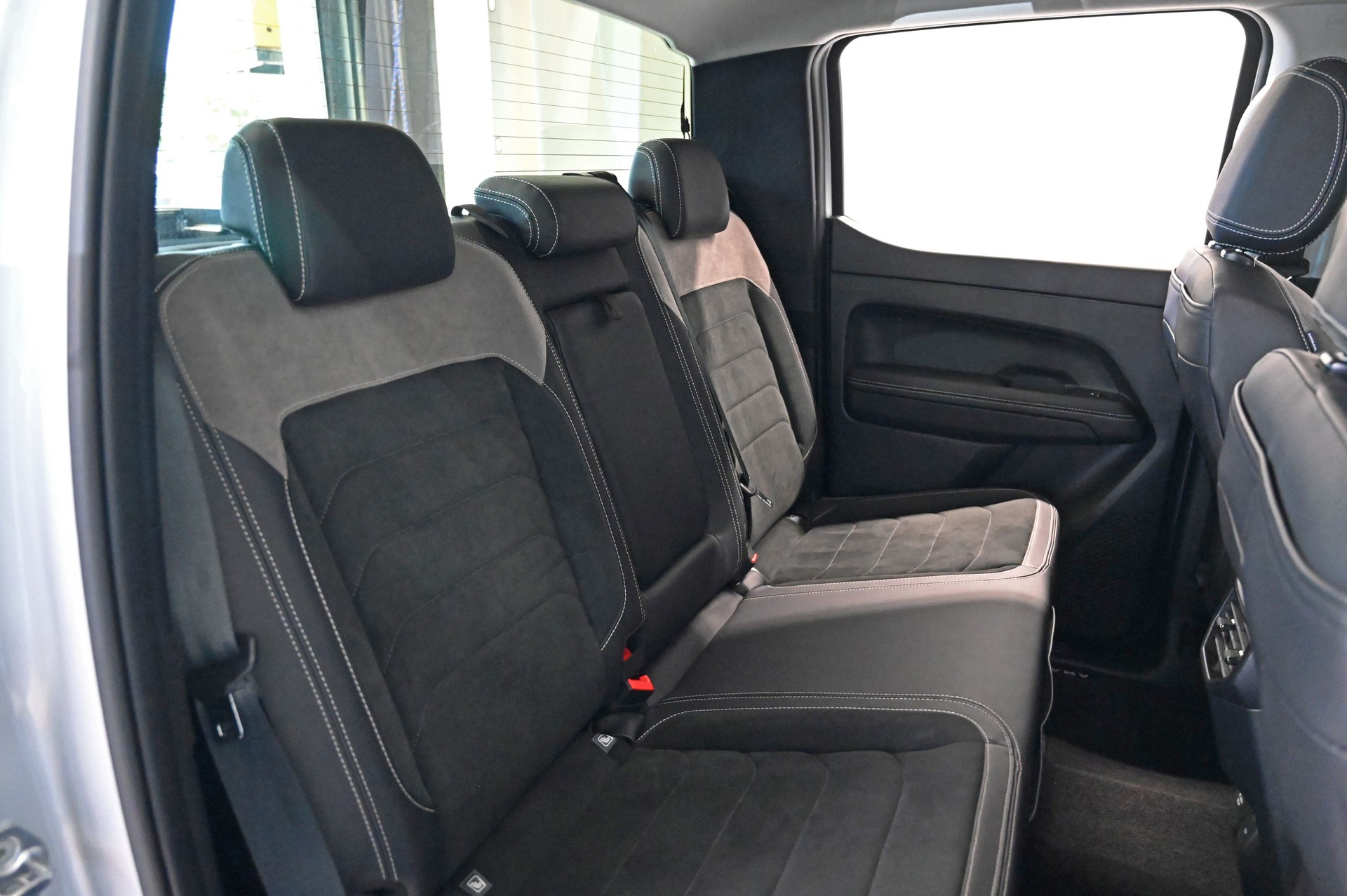 VW Amarok 3.0TDI Style Winter 1-image-21