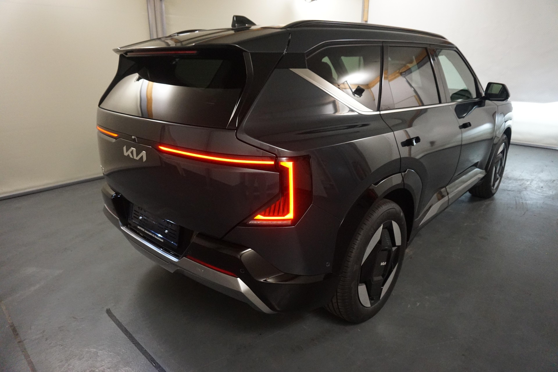 KIA EV5 81 kWh Earth 4x4-image-6