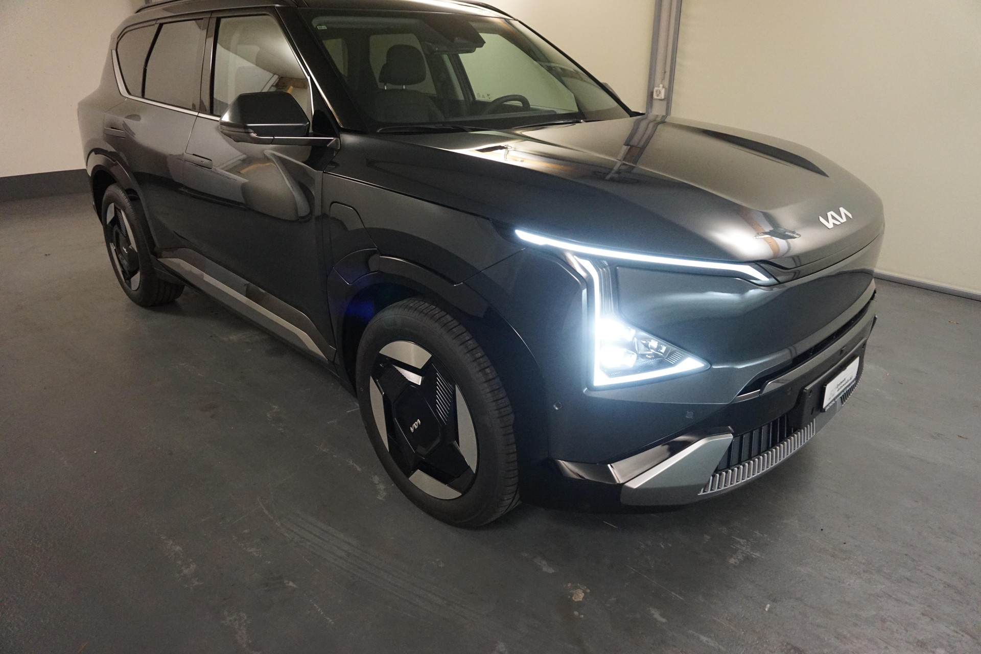 KIA EV5 81 kWh Earth 4x4-showroom-element-3