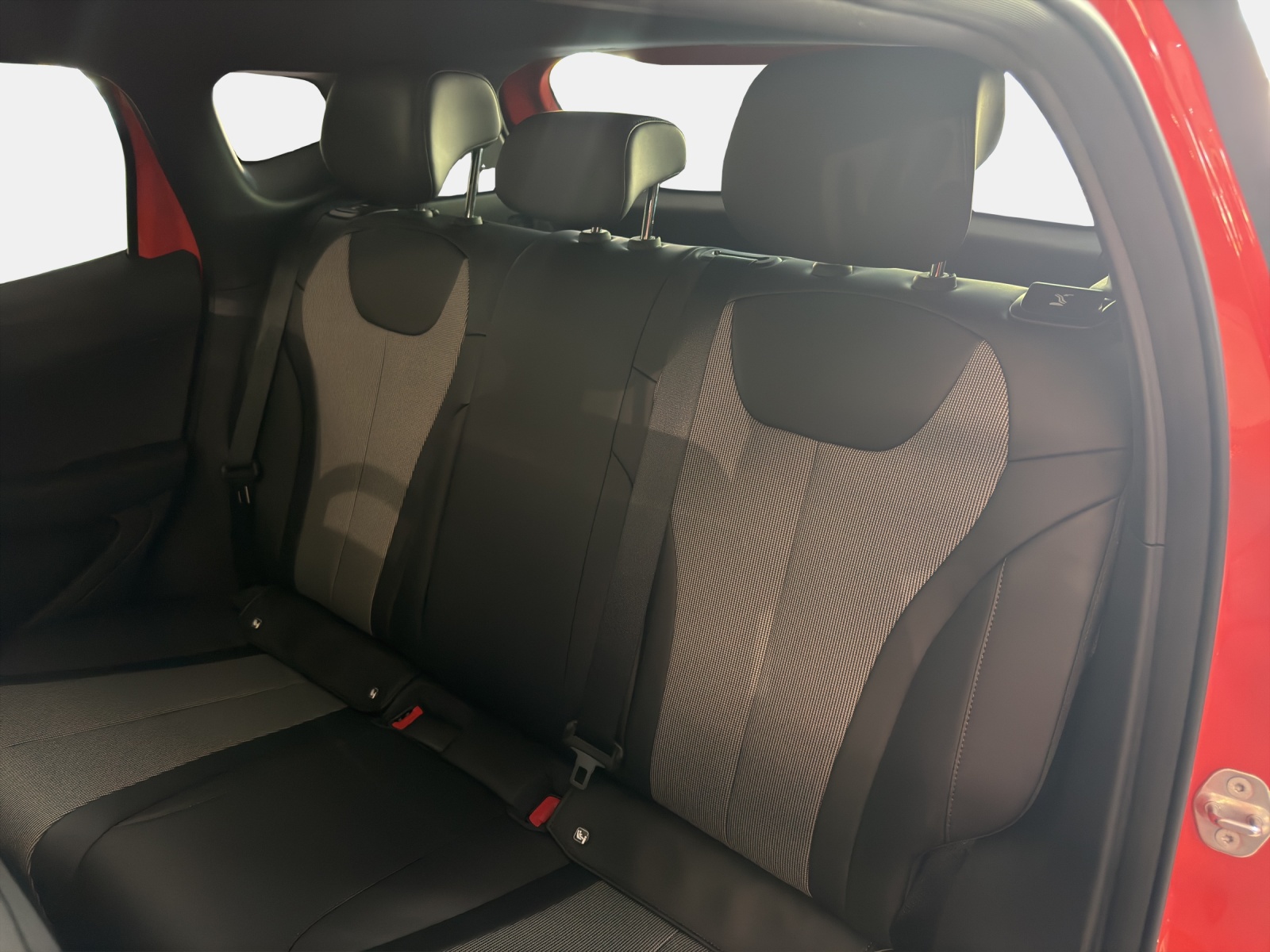 BYD Dolphin G DM-i Comfort-image-10