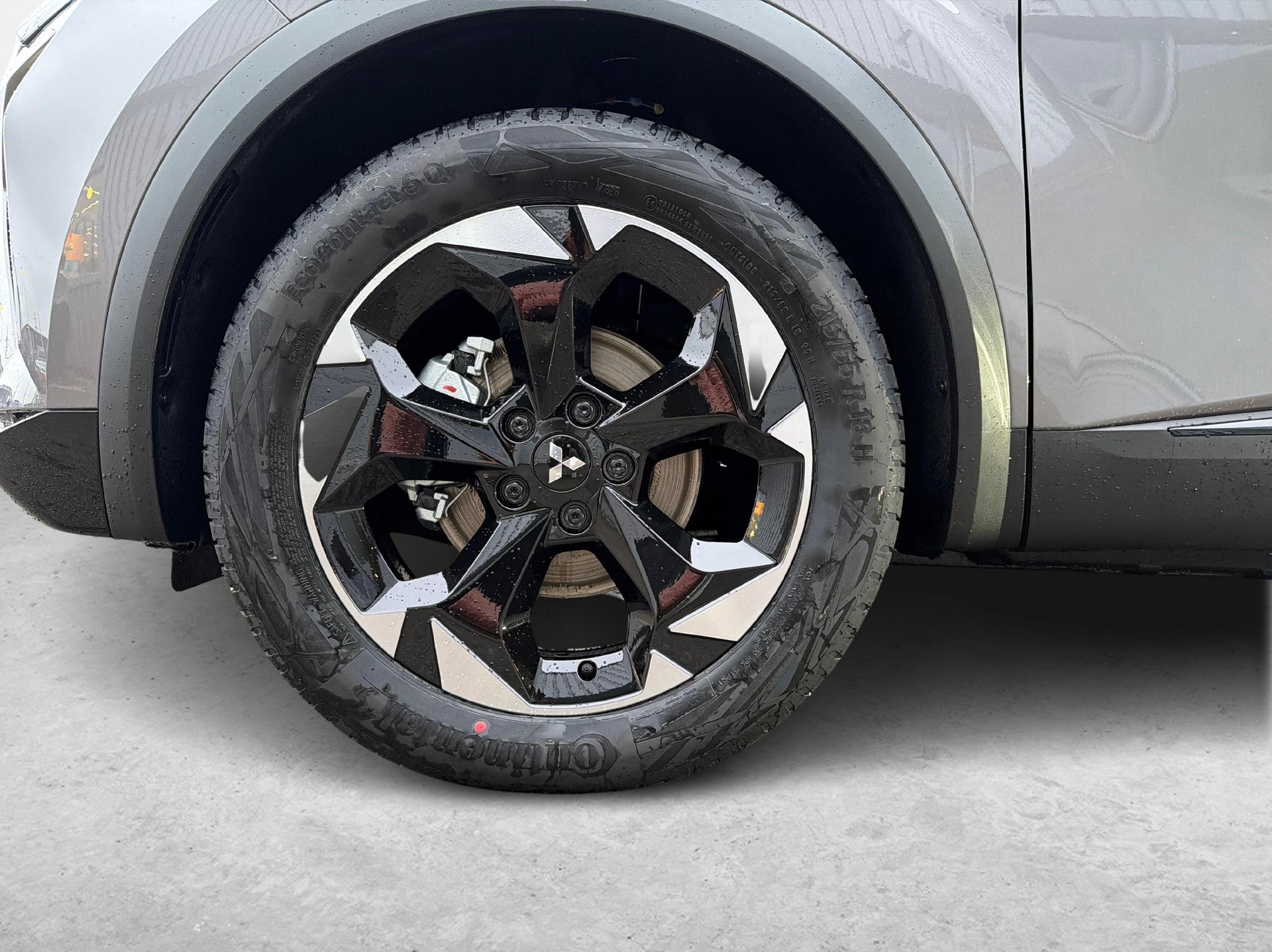 MITSUBISHI Grandis 1.8 HEV Invite+-image-8
