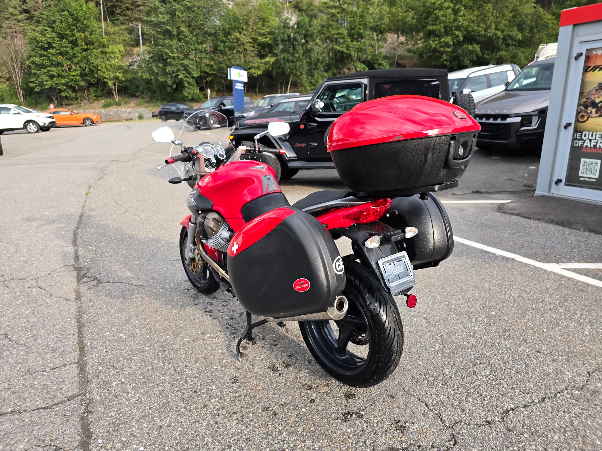 MOTO GUZZI Breva V 1100-image-2