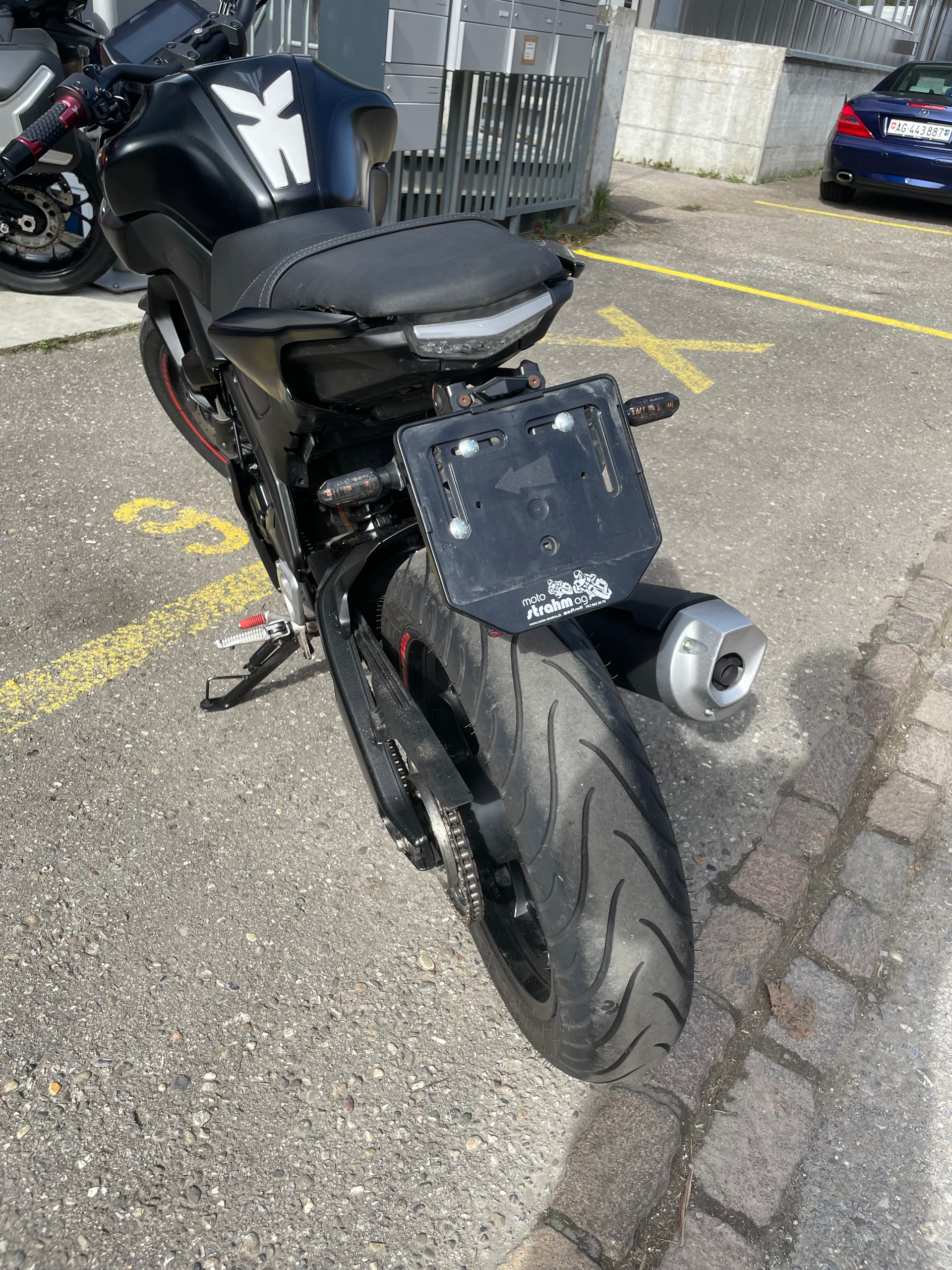 YAMAHA MT-125-image-8