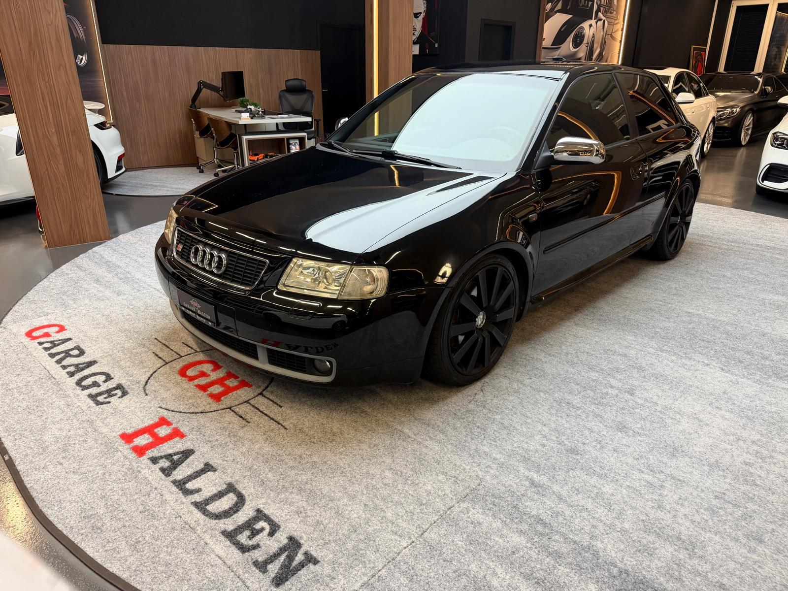 AUDI S3 1.8 20V Turbo 210 quattro-showroom-element-3