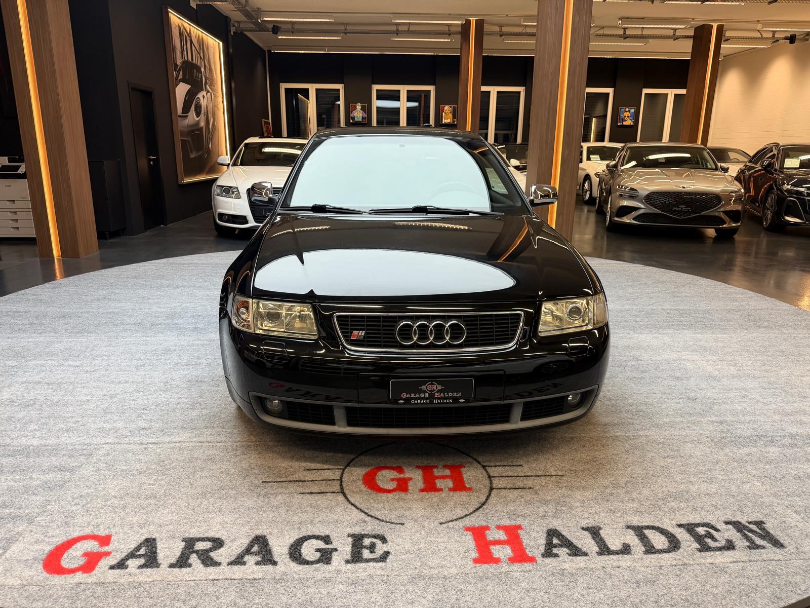 AUDI S3 1.8 20V Turbo 210 quattro-showroom-element-1