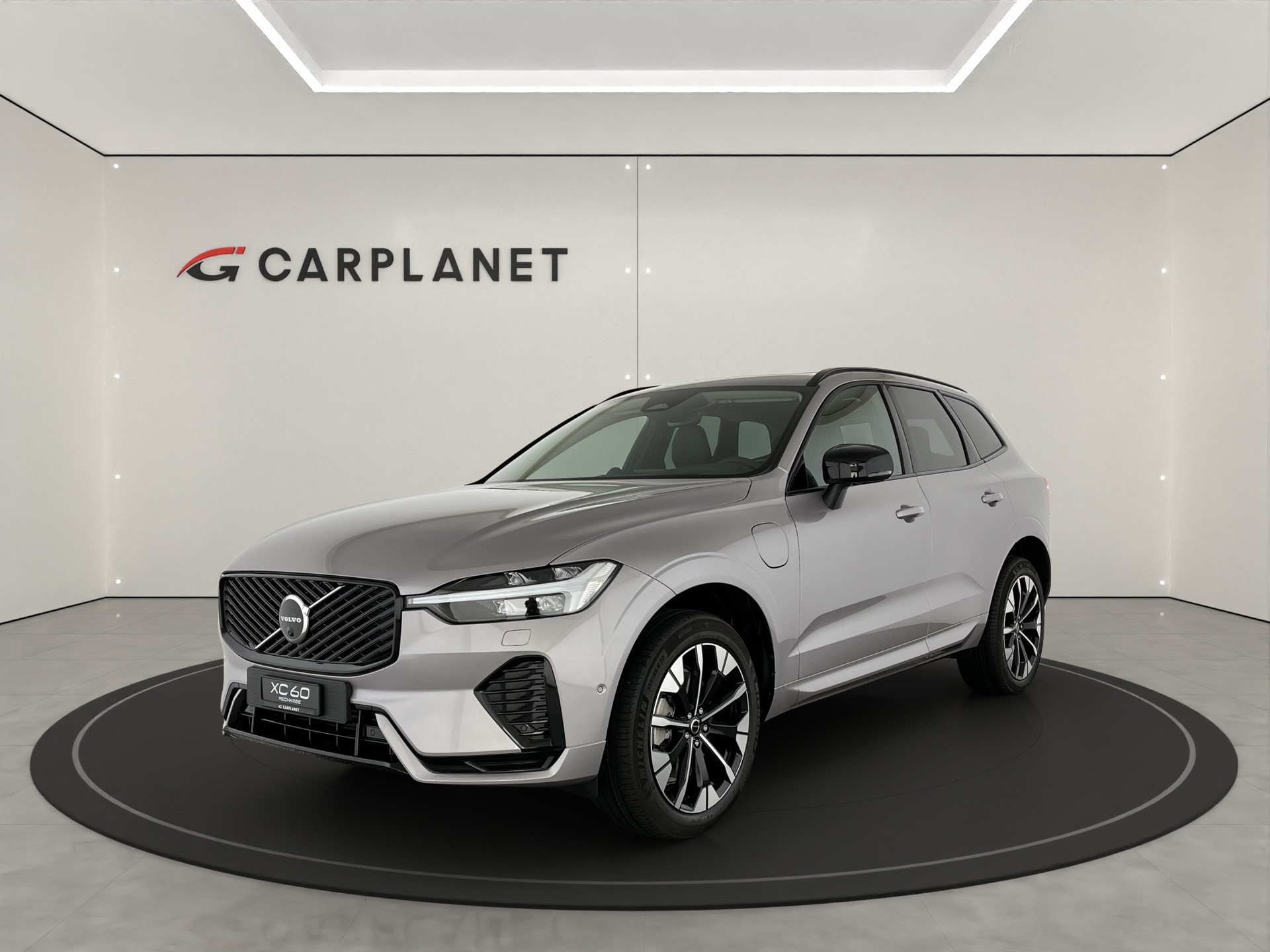 VOLVO XC60 2.0 T8 TE Ultra Dark eAWD
