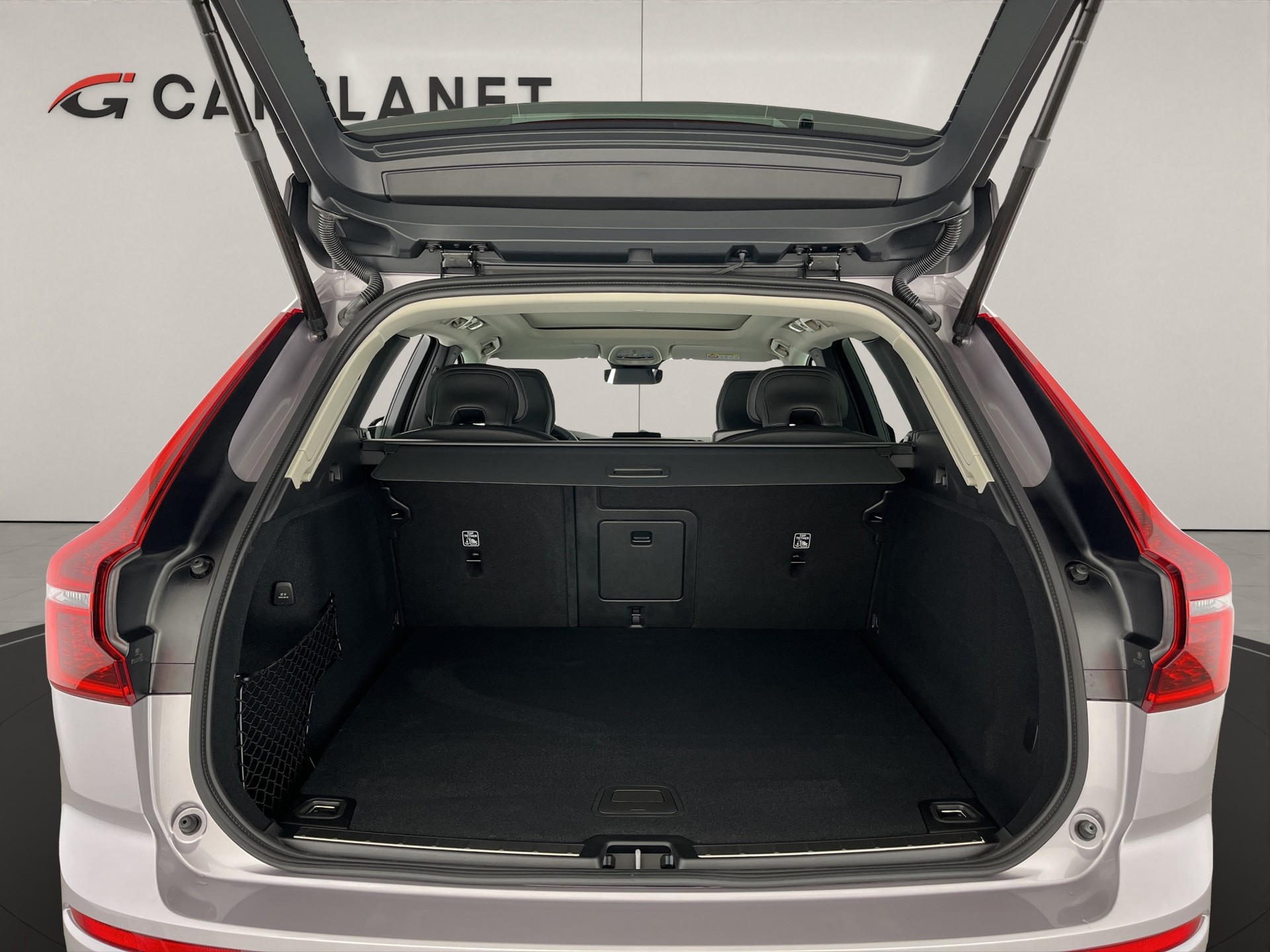 VOLVO XC60 2.0 T8 TE Ultra Dark eAWD-image-5
