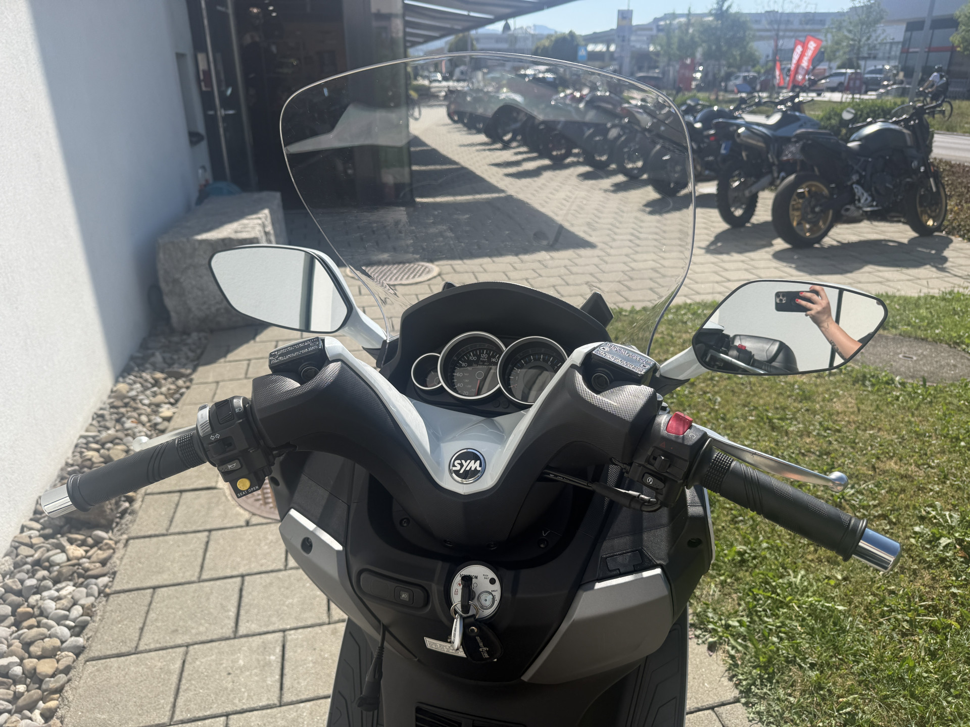 SYM GTS 300 S&S-image-6