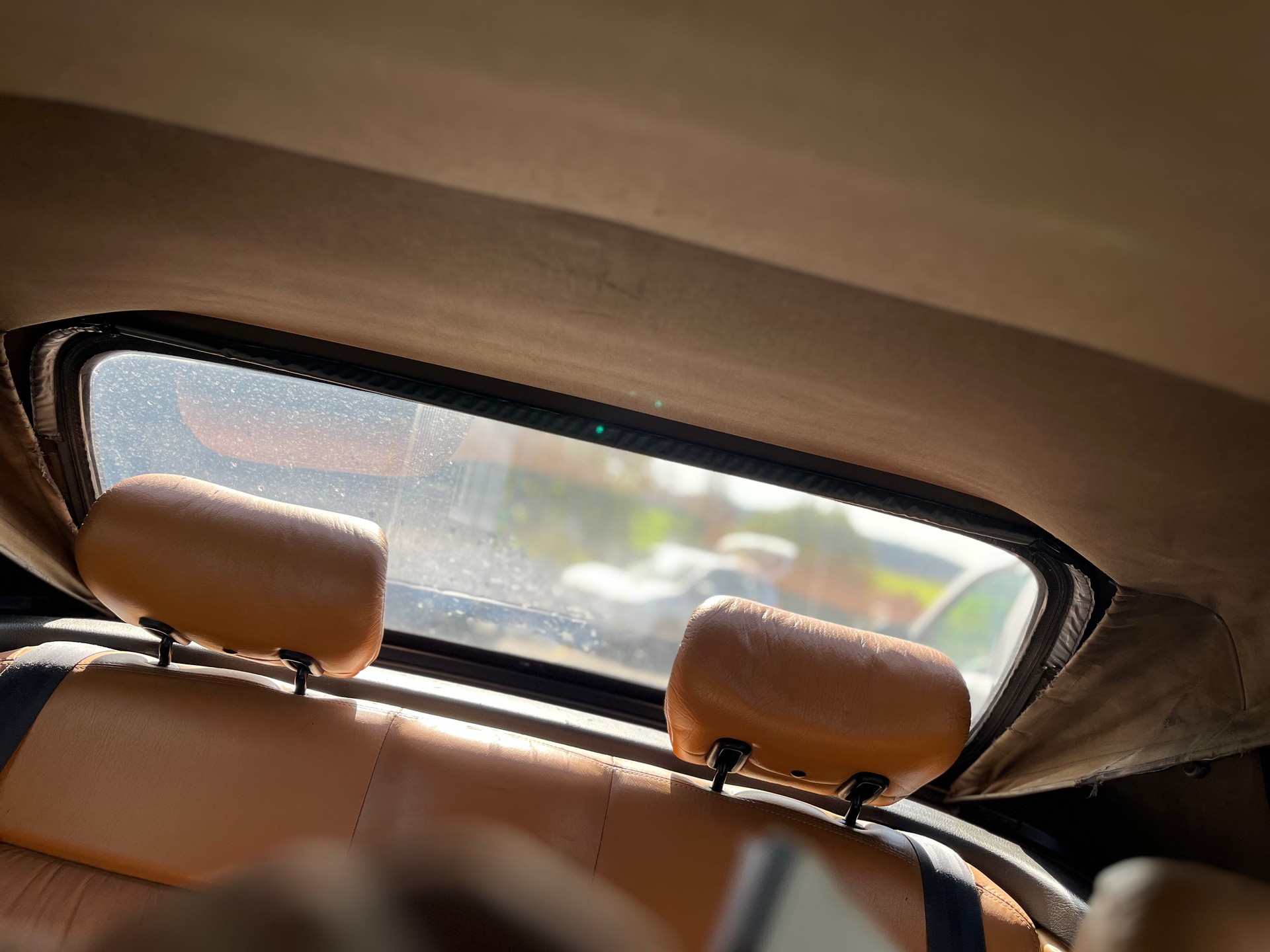 PEUGEOT Automat Cabriolet 2,0i Swiss mit elektrische Dach-image-13