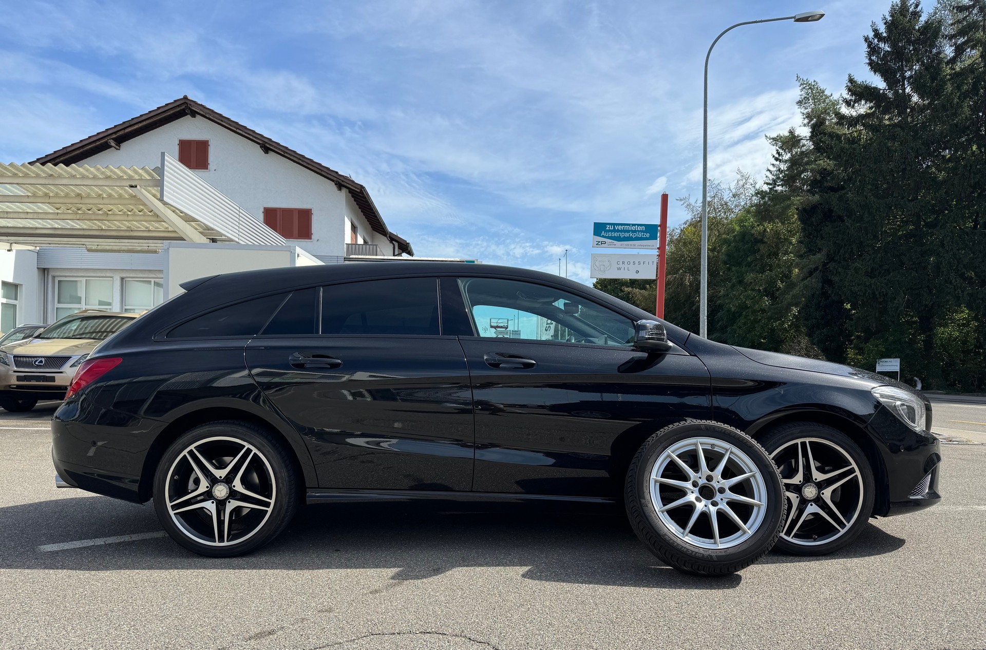 MERCEDES-BENZ CLA Shooting Brake 200 Night Star 7G-DCT