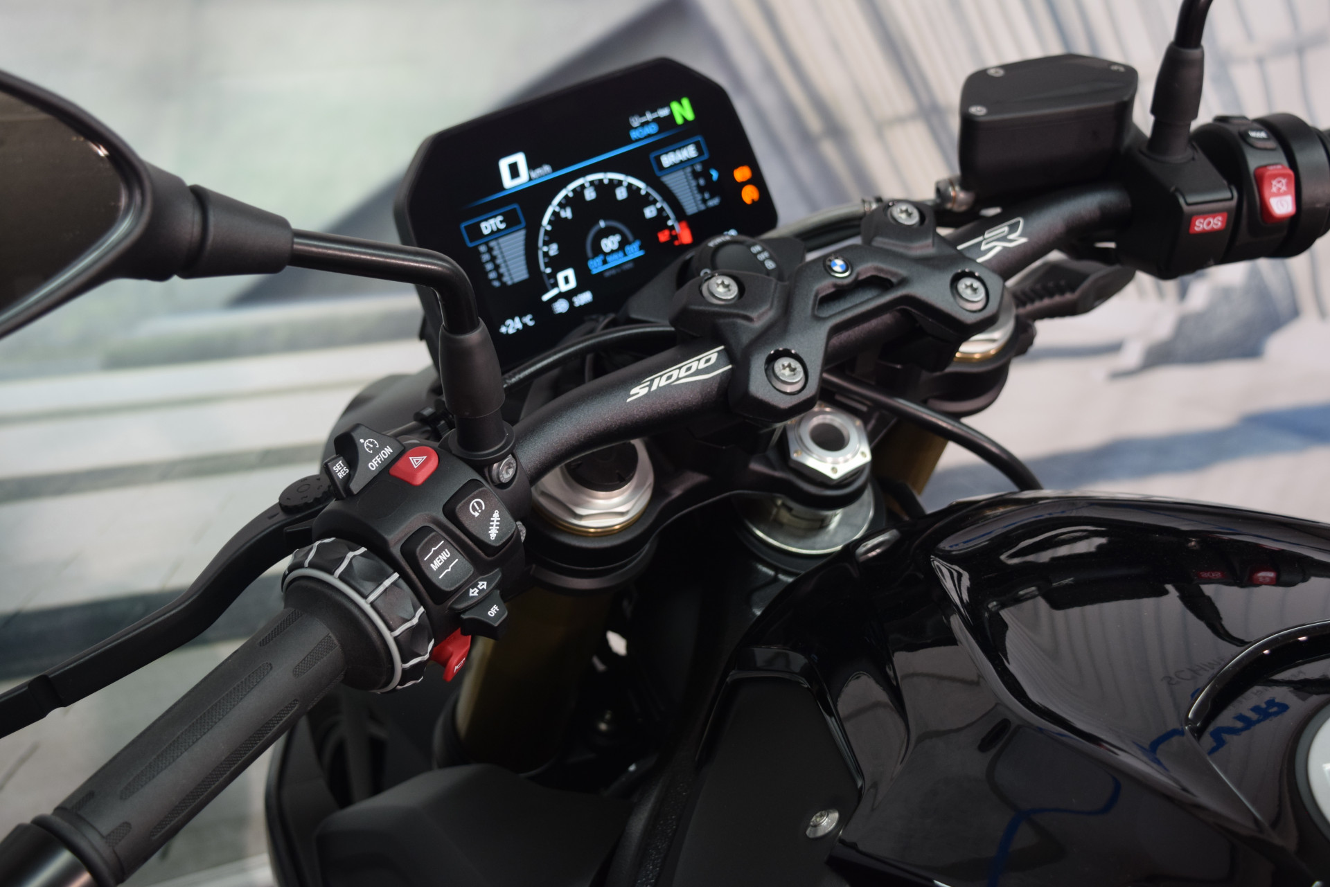 BMW S 1000 R Sofort verfügbar!-image-6