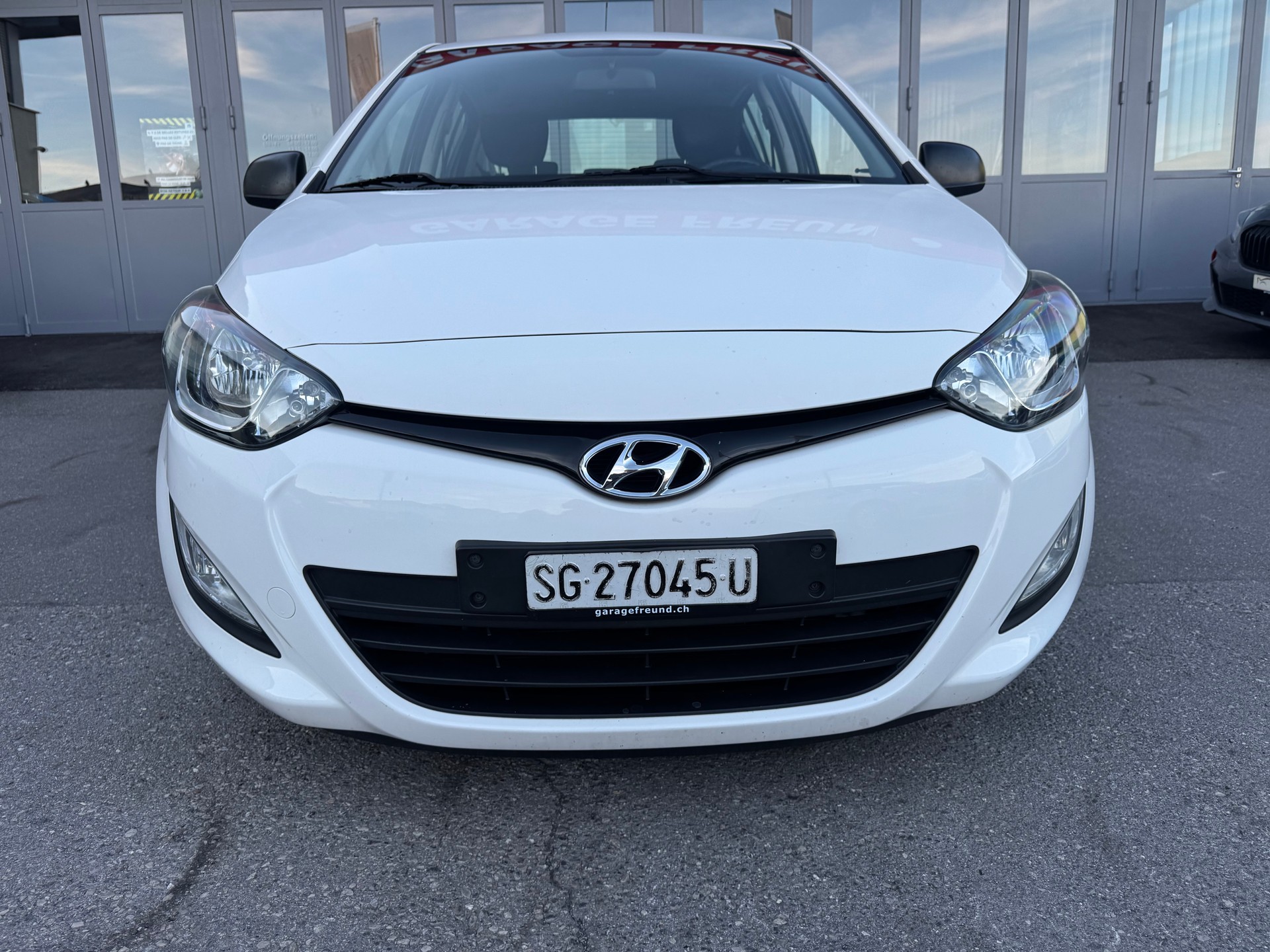 HYUNDAI i20 1.2 Comfort-showroom-element-2