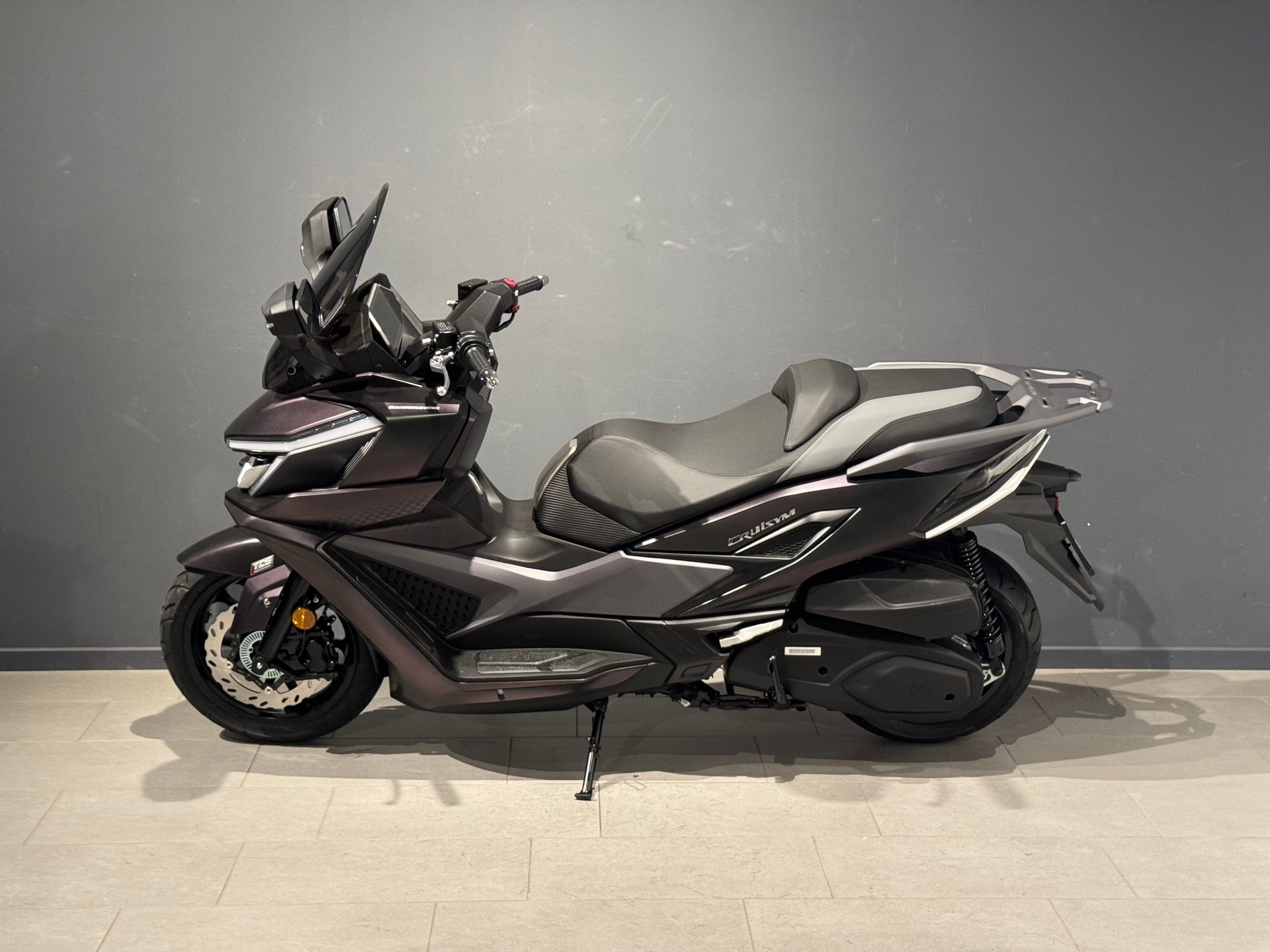SYM Cruisym 400-showroom-element-3
