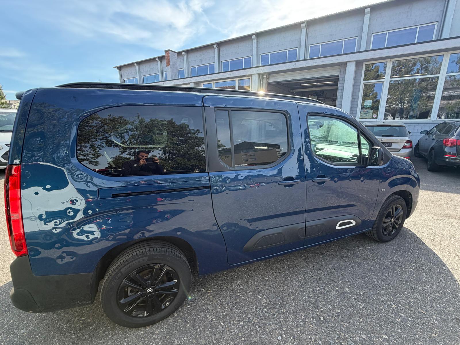 CITROEN Berlingo XL 1.5 BlueHDi 7 Plätze Max EAT8-showroom-element-3