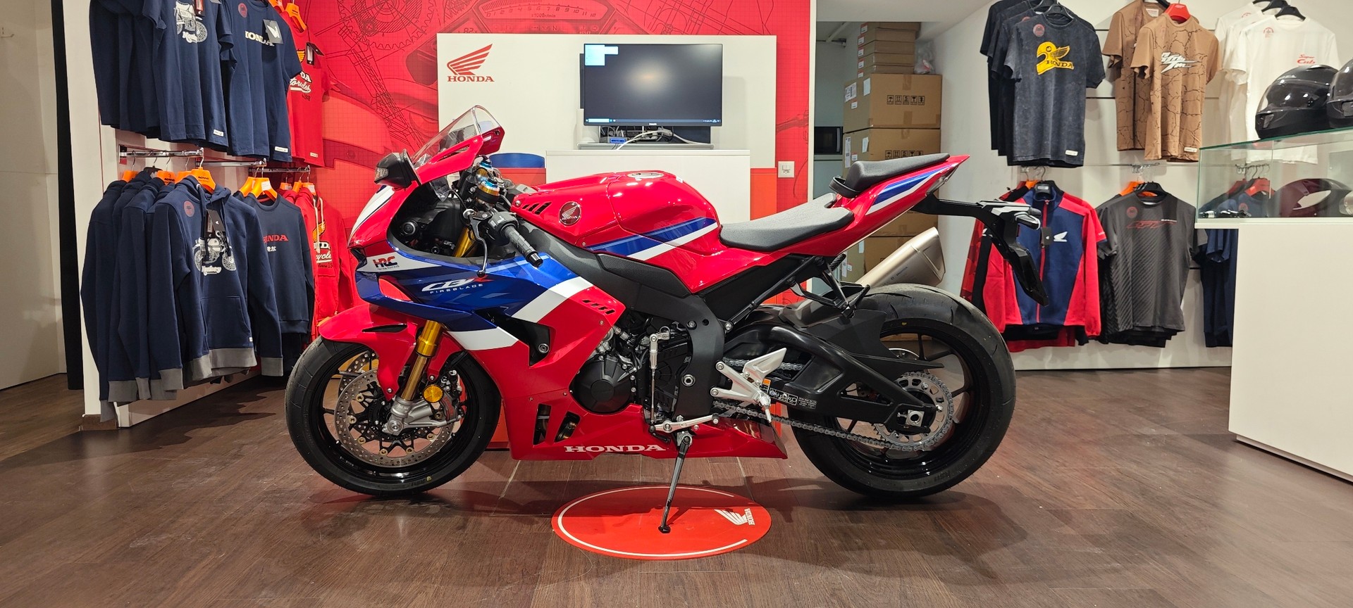 HONDA CBR 1000 RR-R Fireblade SP-image-2