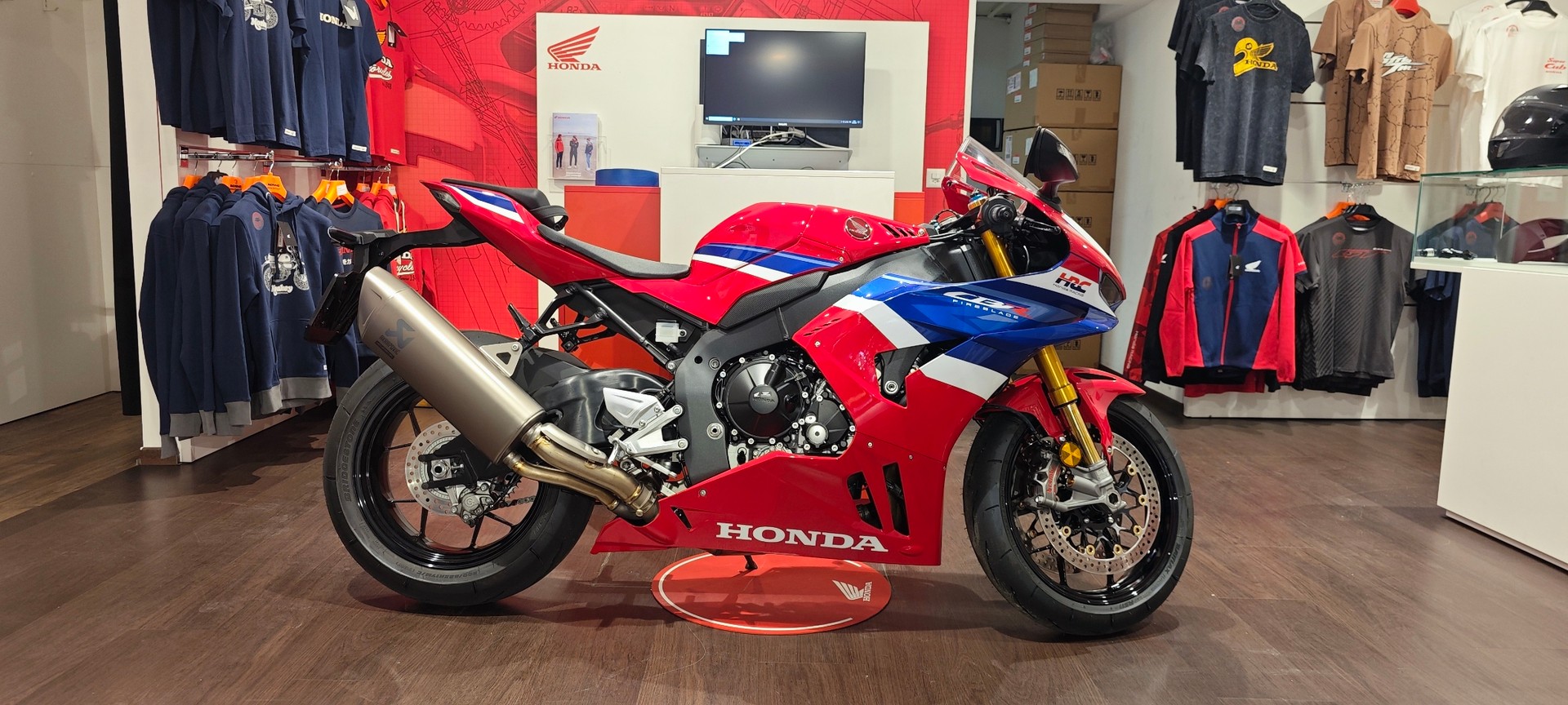 HONDA CBR 1000 RR-R Fireblade SP-image-0
