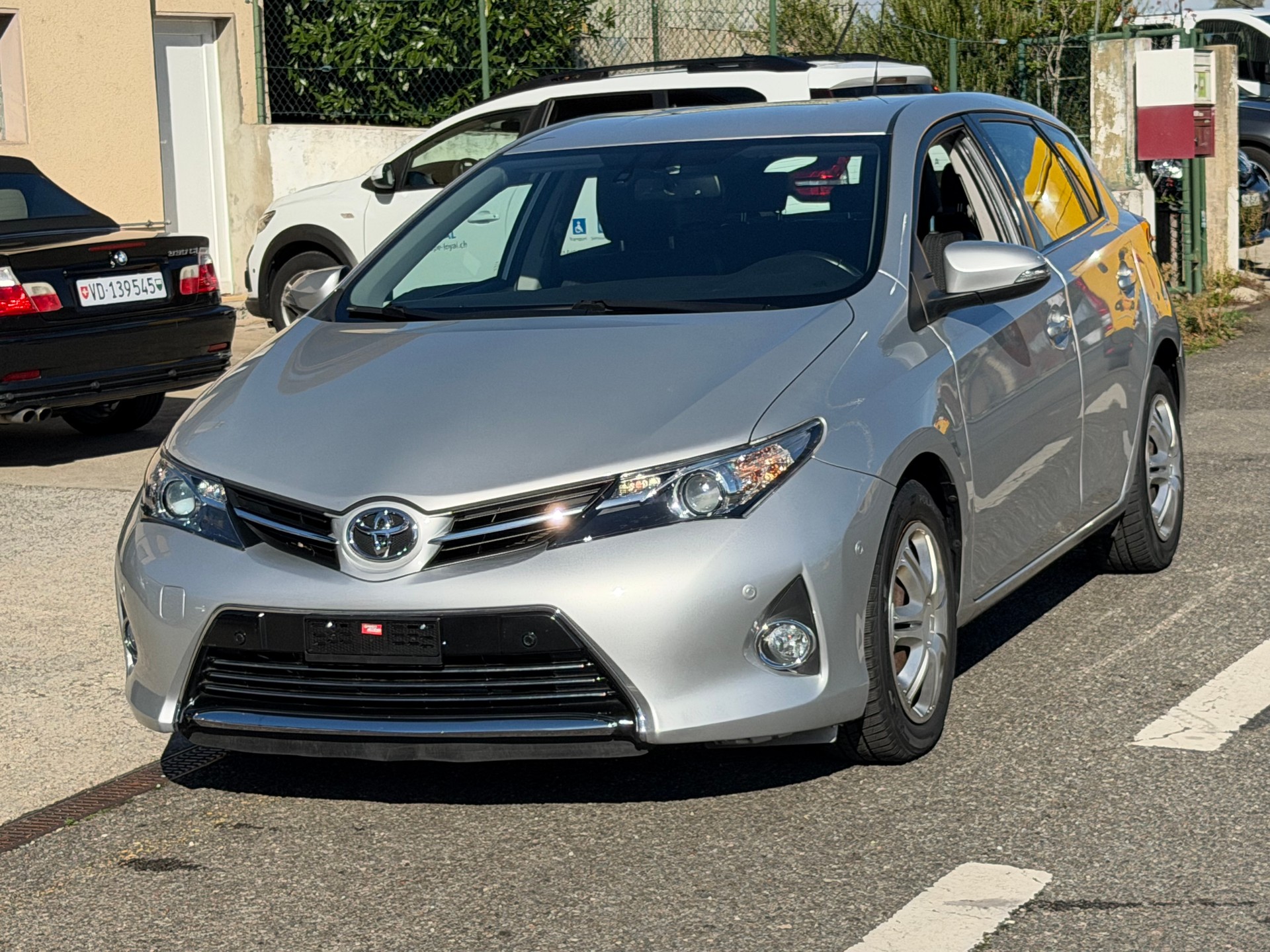 TOYOTA Auris 1.6 Luna Multidrive-showroom-element-1