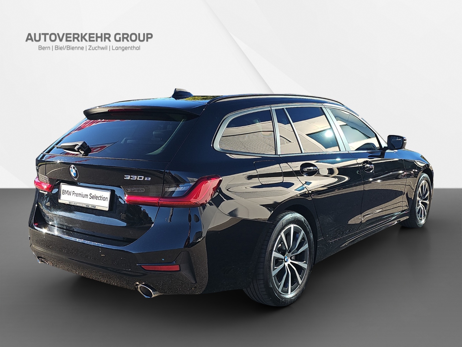 BMW 330e xDrive Steptronic-image-6
