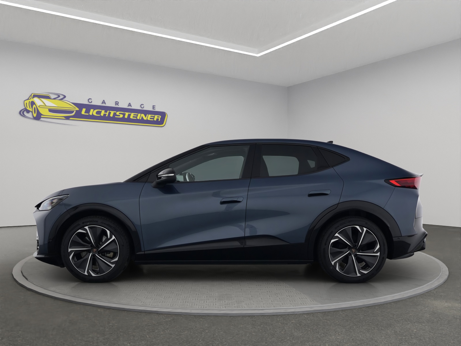 CUPRA Tavascan Type 9 77 kWh VZ Adrenaline-showroom-element-2