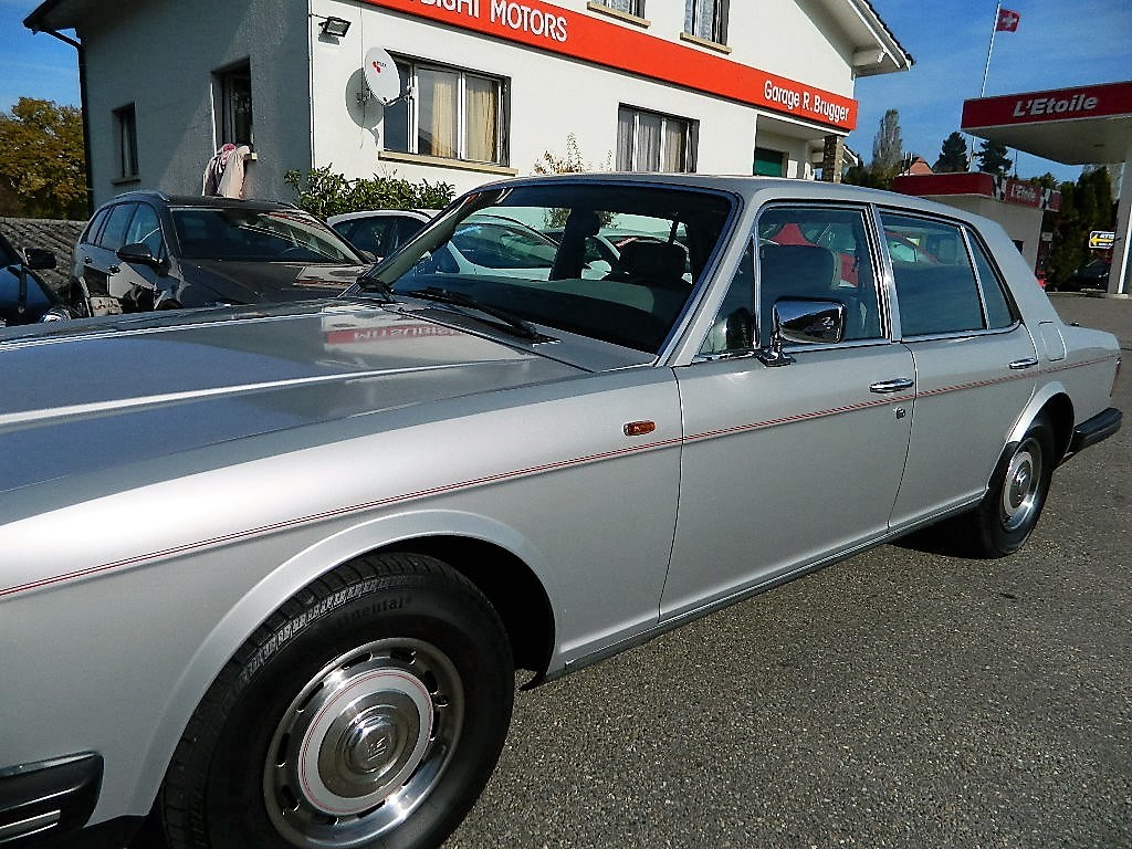 ROLLS-ROYCE Silver Spirit-image-13