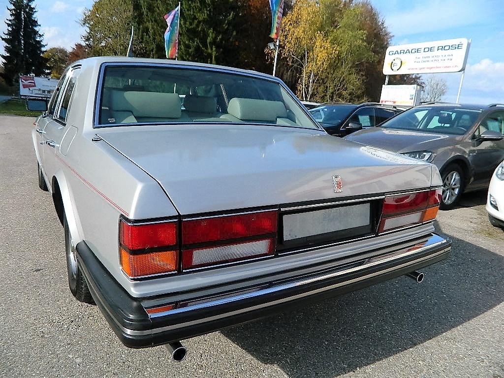 ROLLS-ROYCE Silver Spirit-image-6