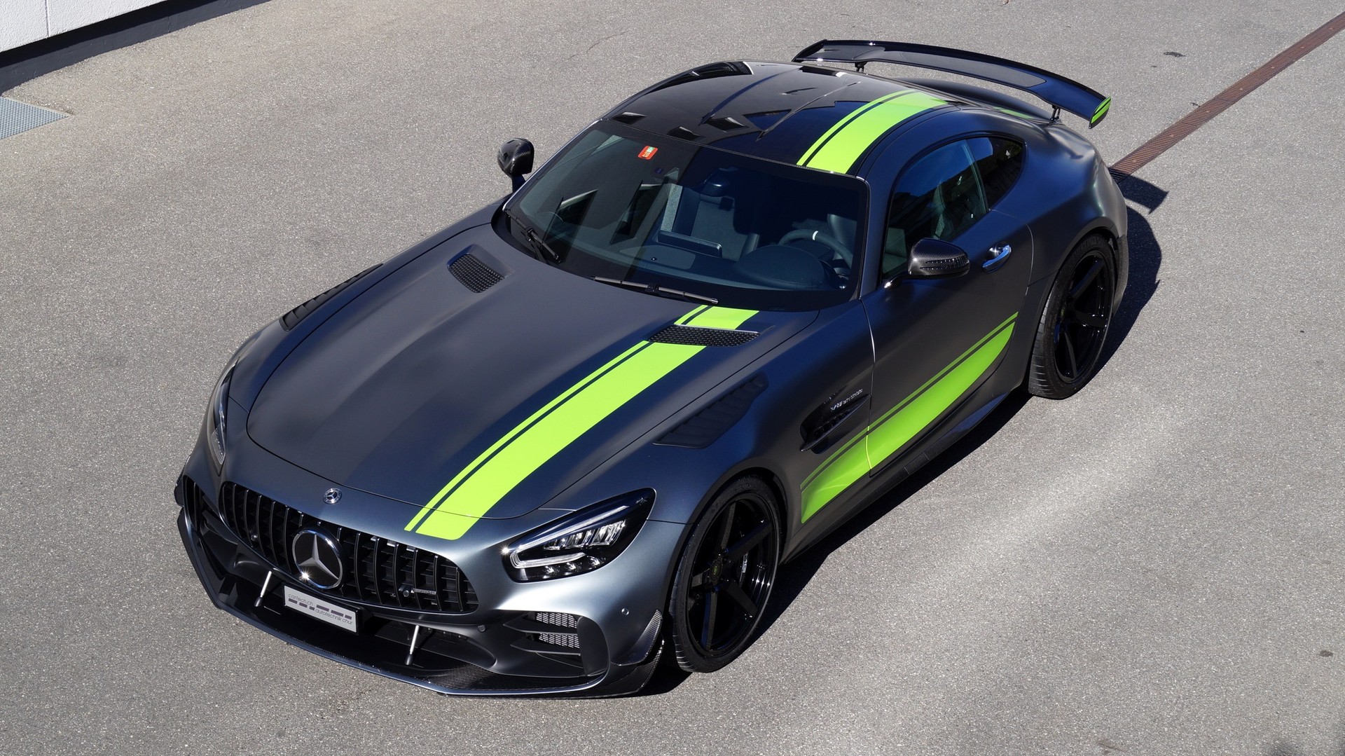 MERCEDES-BENZ AMG GT R Pro Speedshift DCT-showroom-element-2