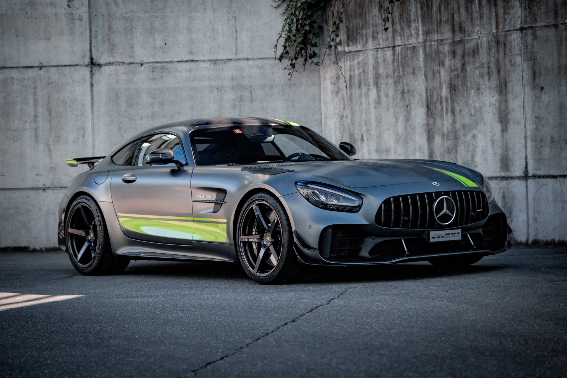 MERCEDES-BENZ AMG GT R Pro Speedshift DCT-image-20