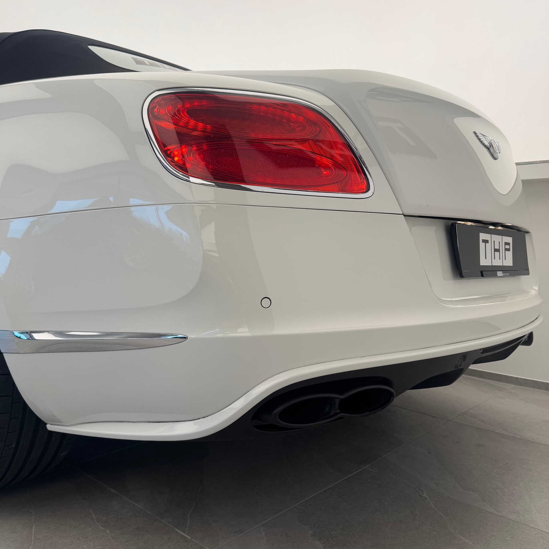 BENTLEY Continental GTC 4.0 V8 Aero Package-image-6